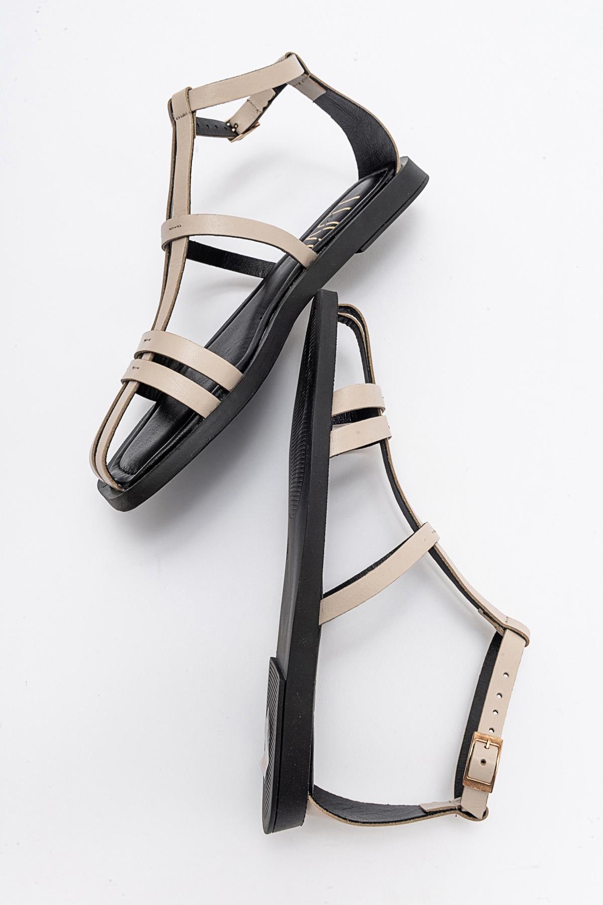 Odeil - Beige Leather Sandal – detail view showing leather, Vowalisse