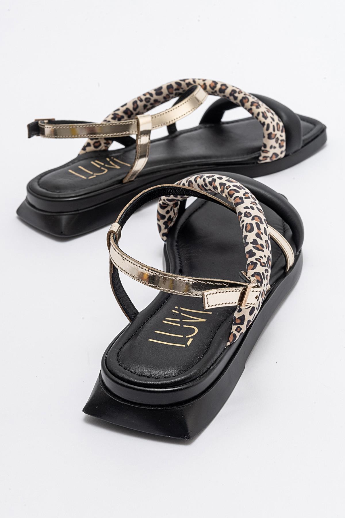 Leamil - Black Leather Sandal – detail view showing leather, black, Vowalisse