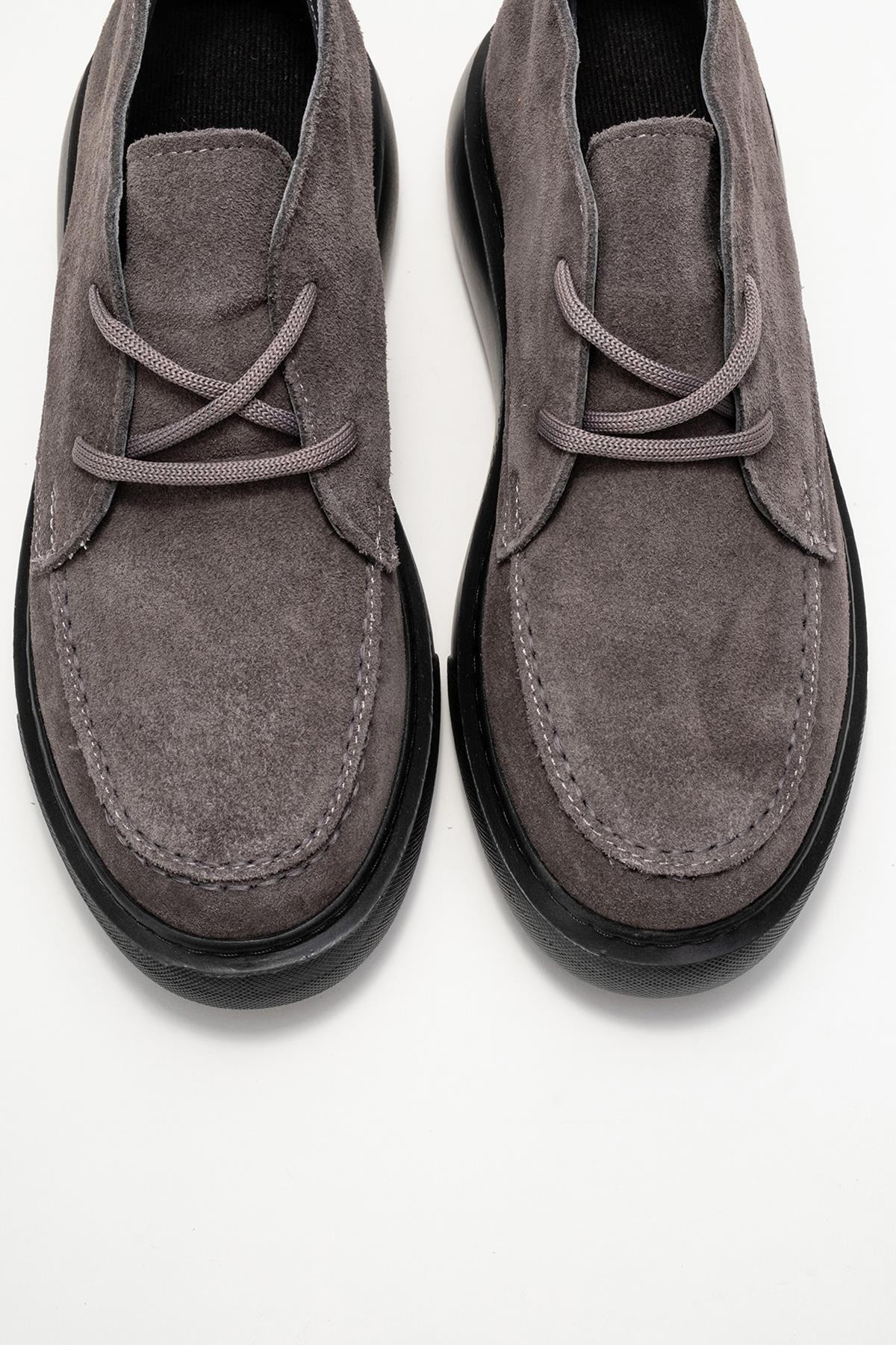 Lilya - Smoky Grey Genuine Leather Chukka Boot – side view showing leather, suede, Vowalisse