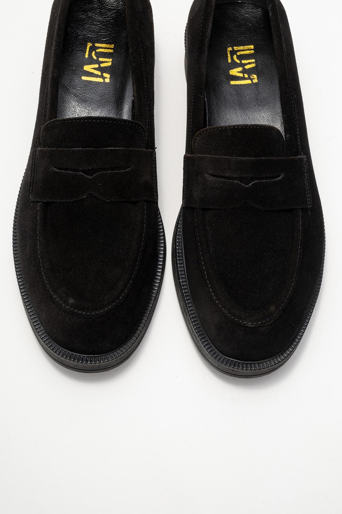 Bree - Black Genuine Leather Loafer Shoe – side view showing leather, black, Vowalisse