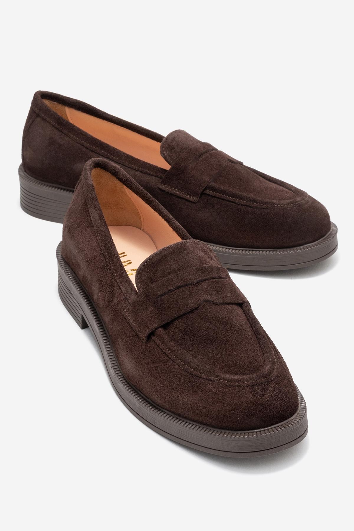 Bree - Brown Genuine Leather Loafer – front three-quarter view showing leather, Vowalisse