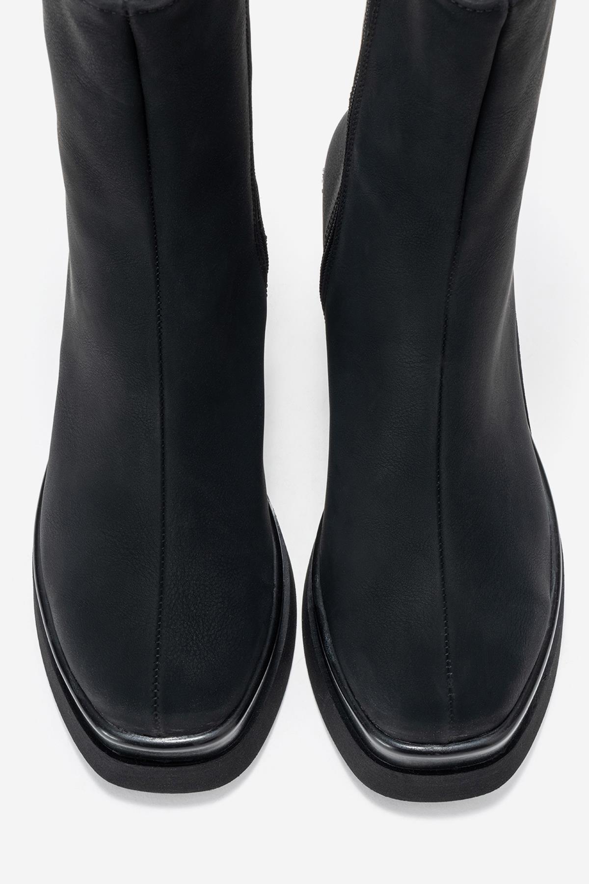 Valen - Black Platform Heel Boot – side view showing leather, black, Vowalisse