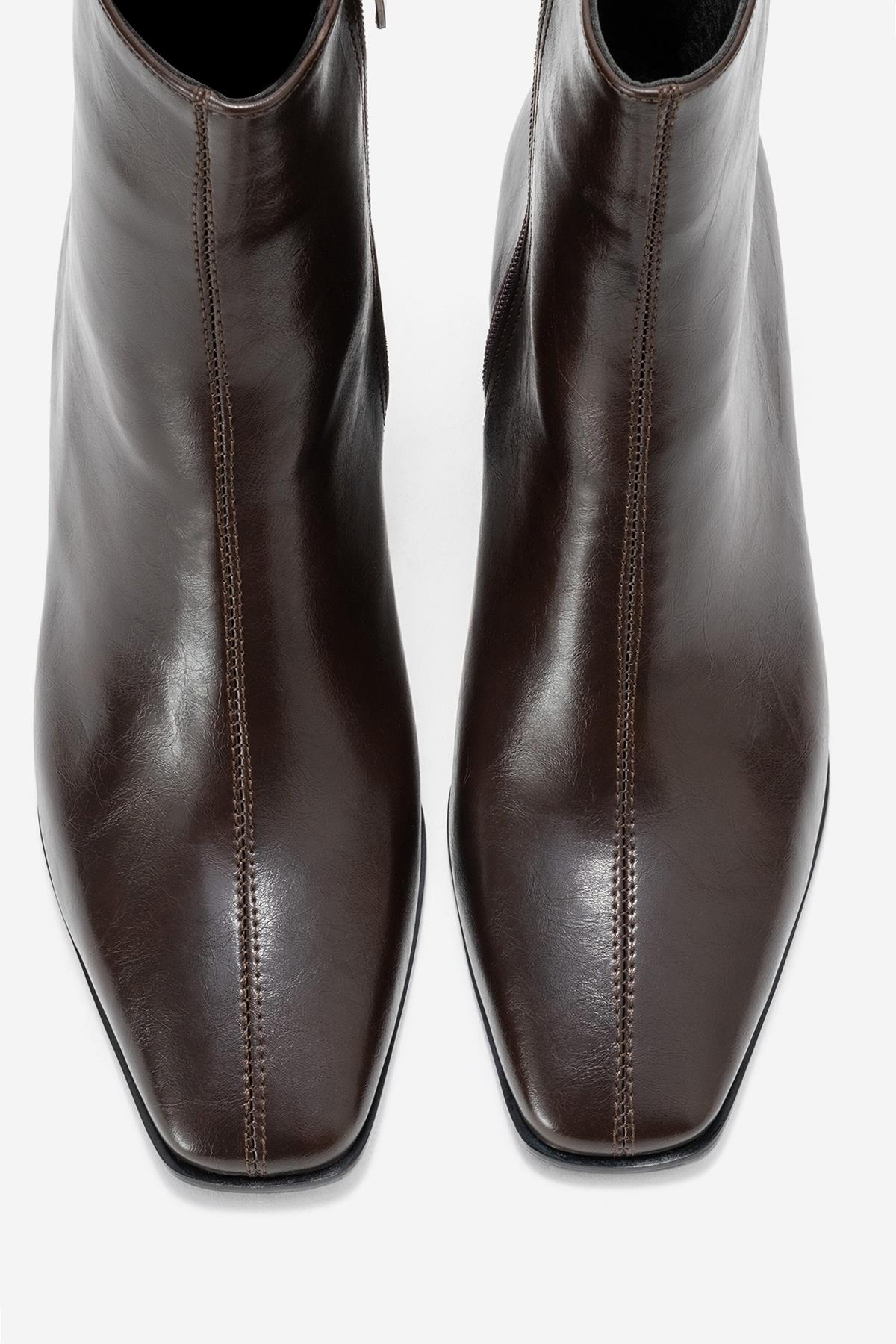 Arven - Brown Block Heel Boot – side view showing leather, Vowalisse