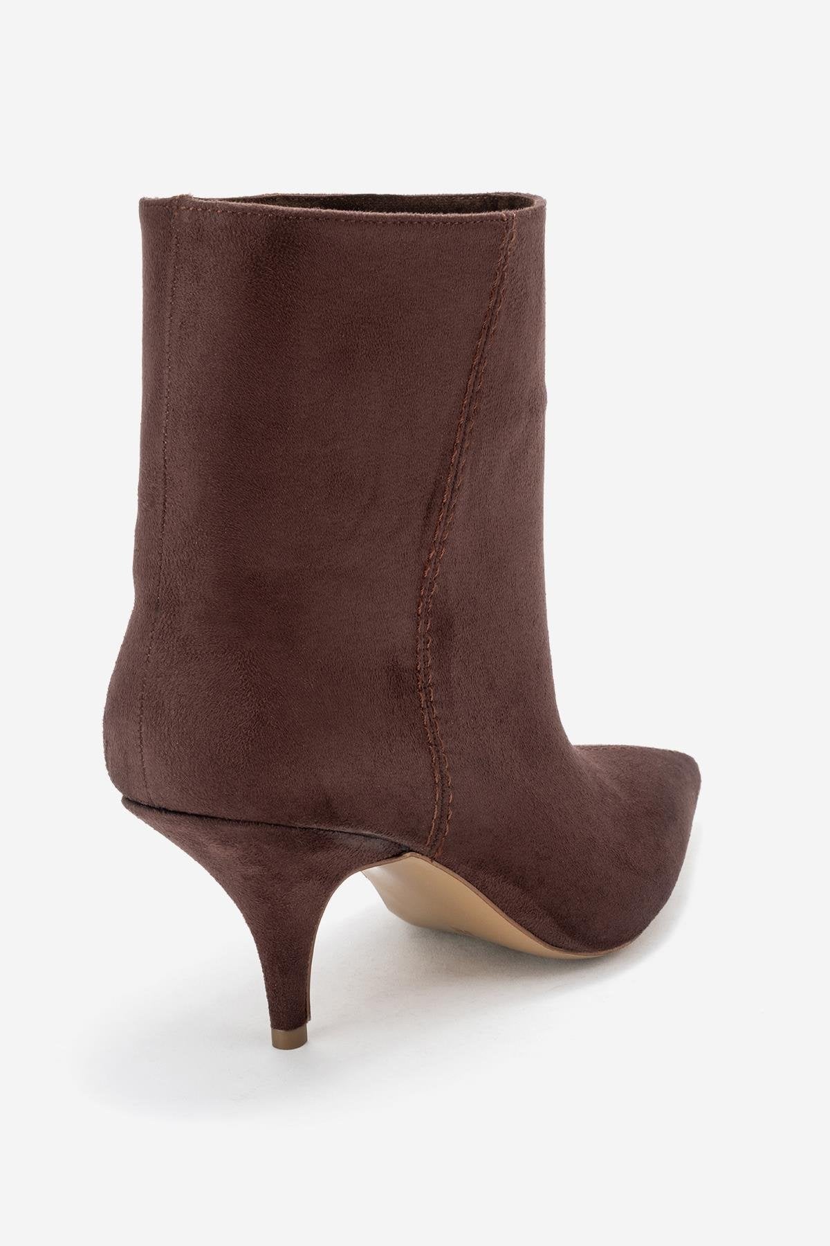 Brivelle - Brown Kitten Heel Pointed Toe Boot – back view showing suede, Vowalisse