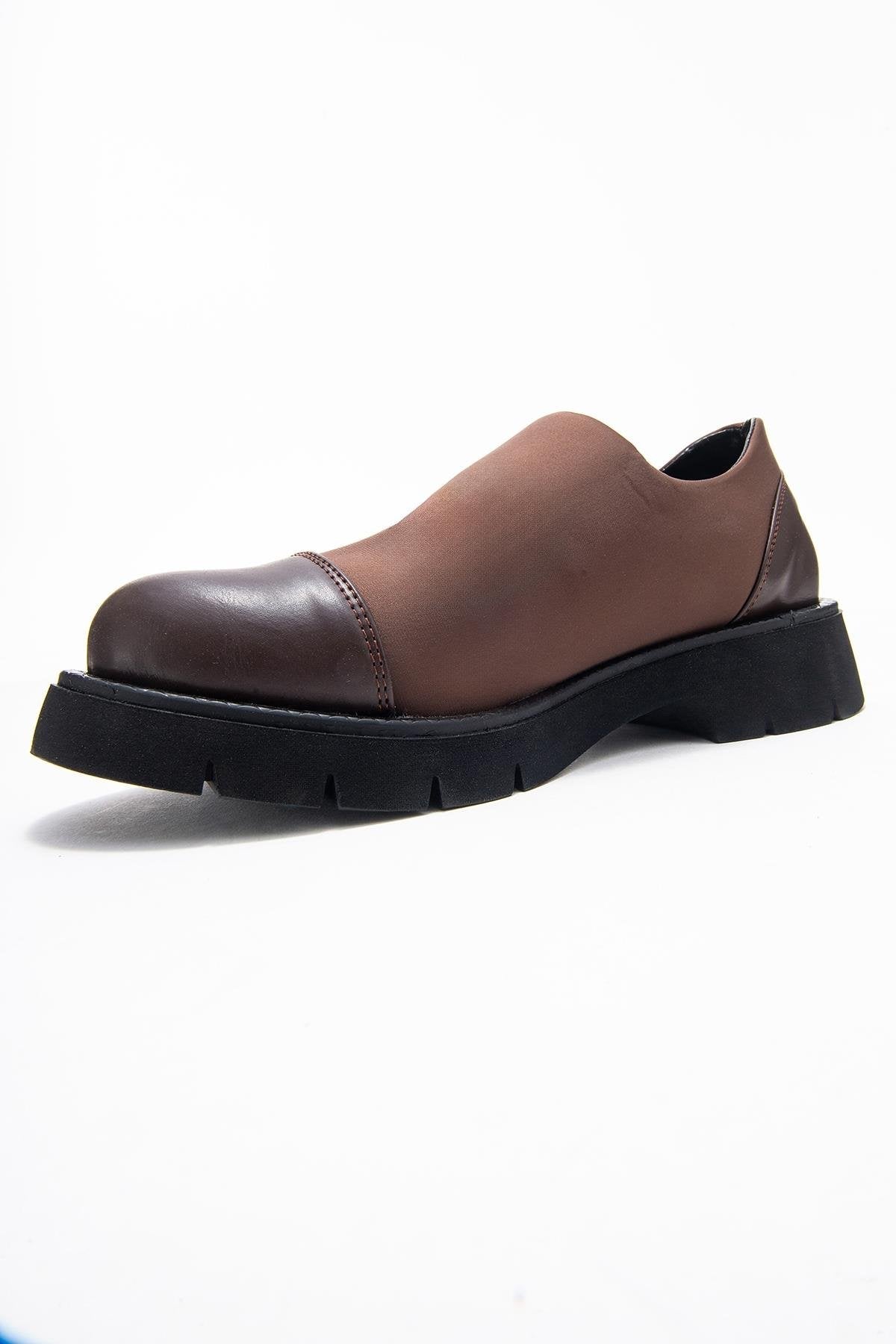 Panola - Brown Scuba Everyday Shoe – heel view showing leather, Vowalisse
