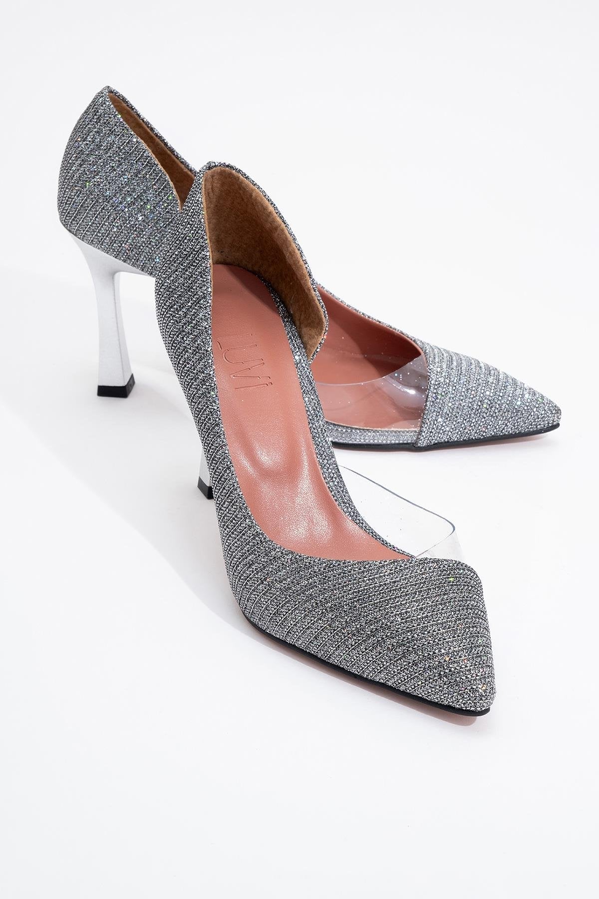 Ursula - Platinum Metallic Heeled Shoe – front three-quarter view showing leather, metallic, Vowalisse