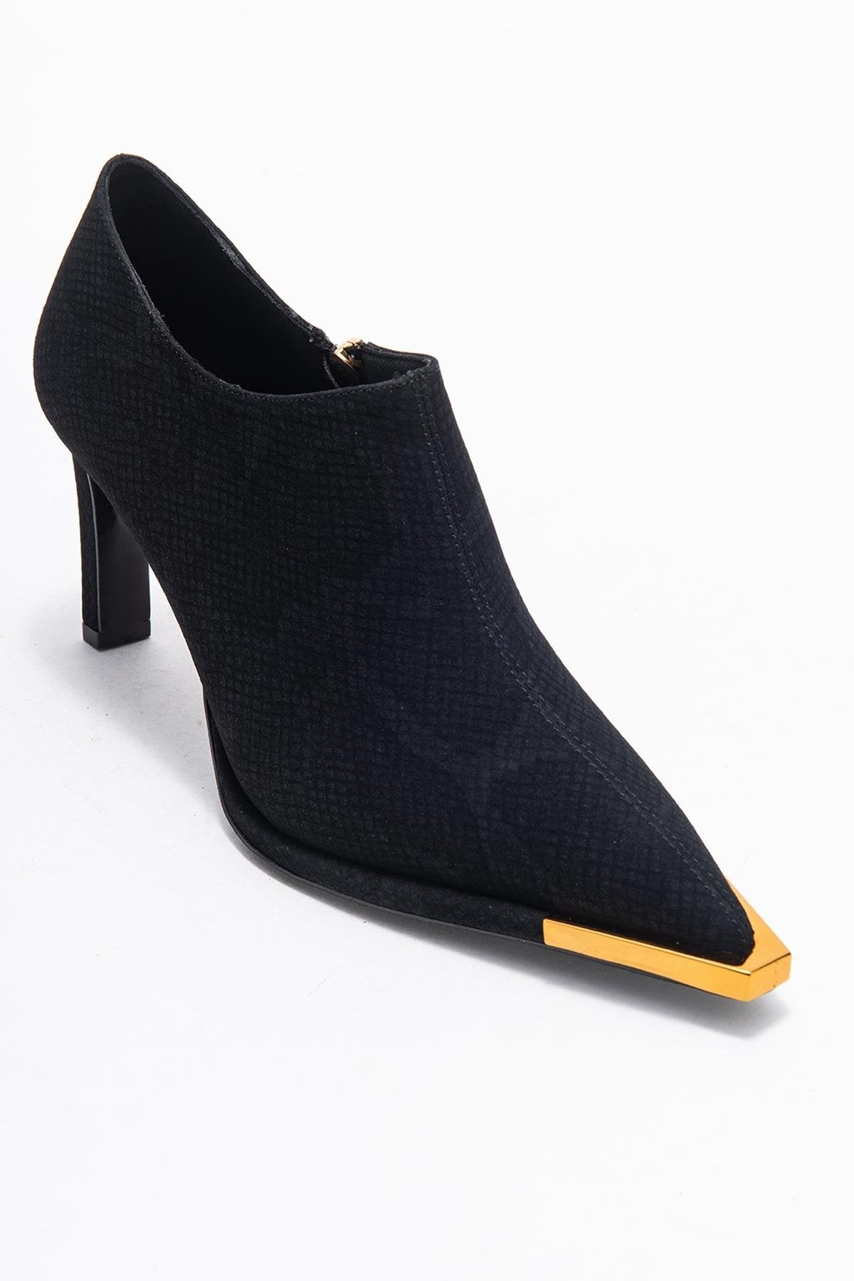 Sona - Black Patterned Ankle-Heel Shoe – heel view showing leather, black, Vowalisse