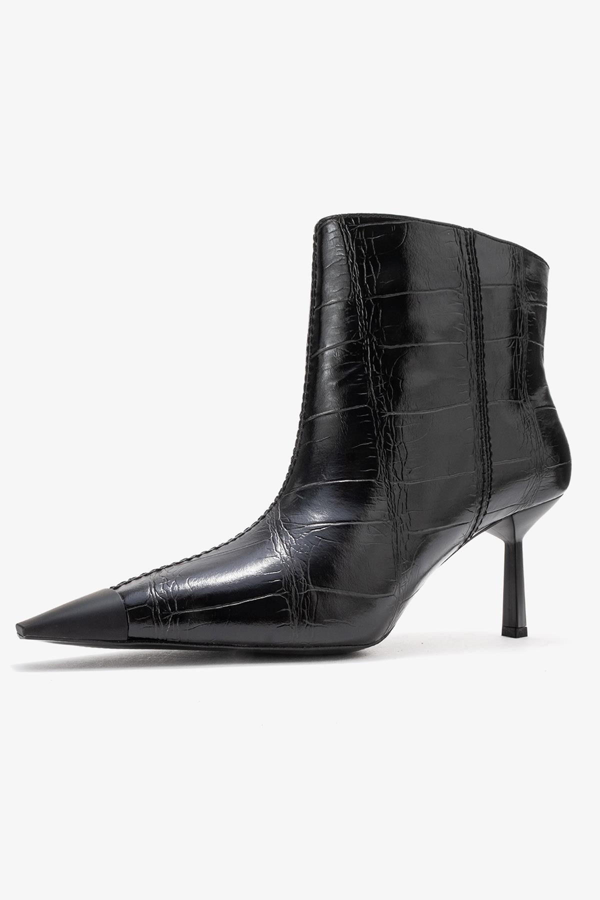 Rassel - Black Printed Pointed Toe Stiletto Boot – heel view showing leather, black, Vowalisse