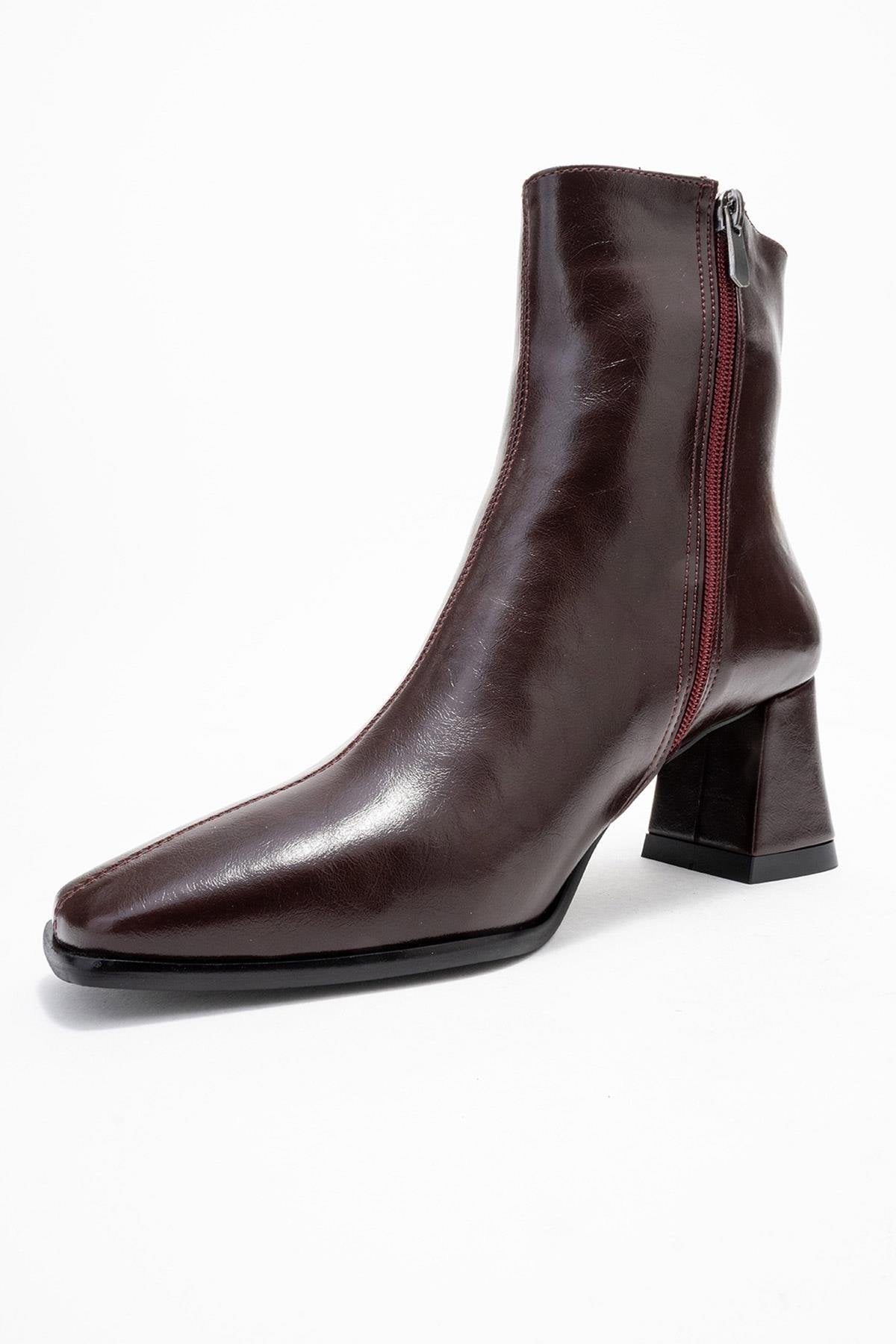 Arven - Burgundy Block Heel Ankle Boot – heel view showing leather, Vowalisse
