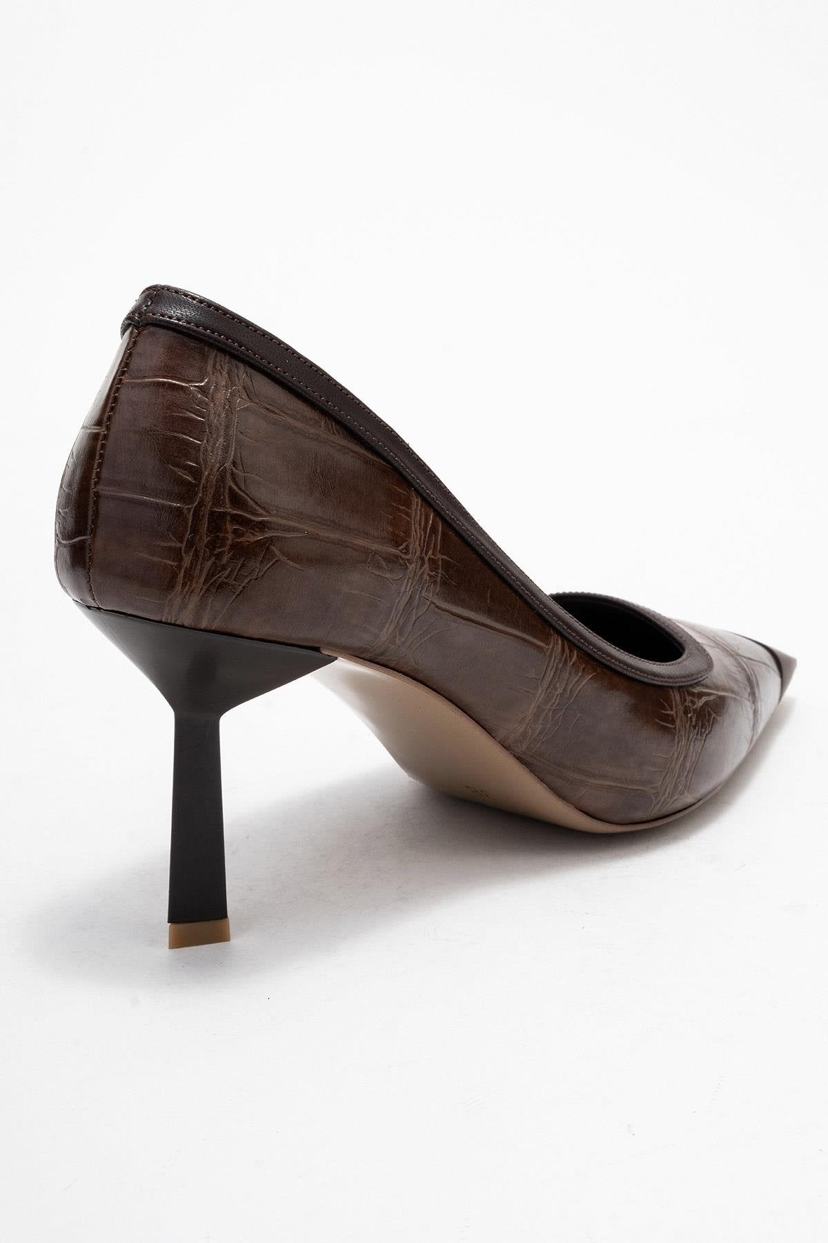 Rona - Tan Pointed Toe Pump – back view showing leather, Vowalisse