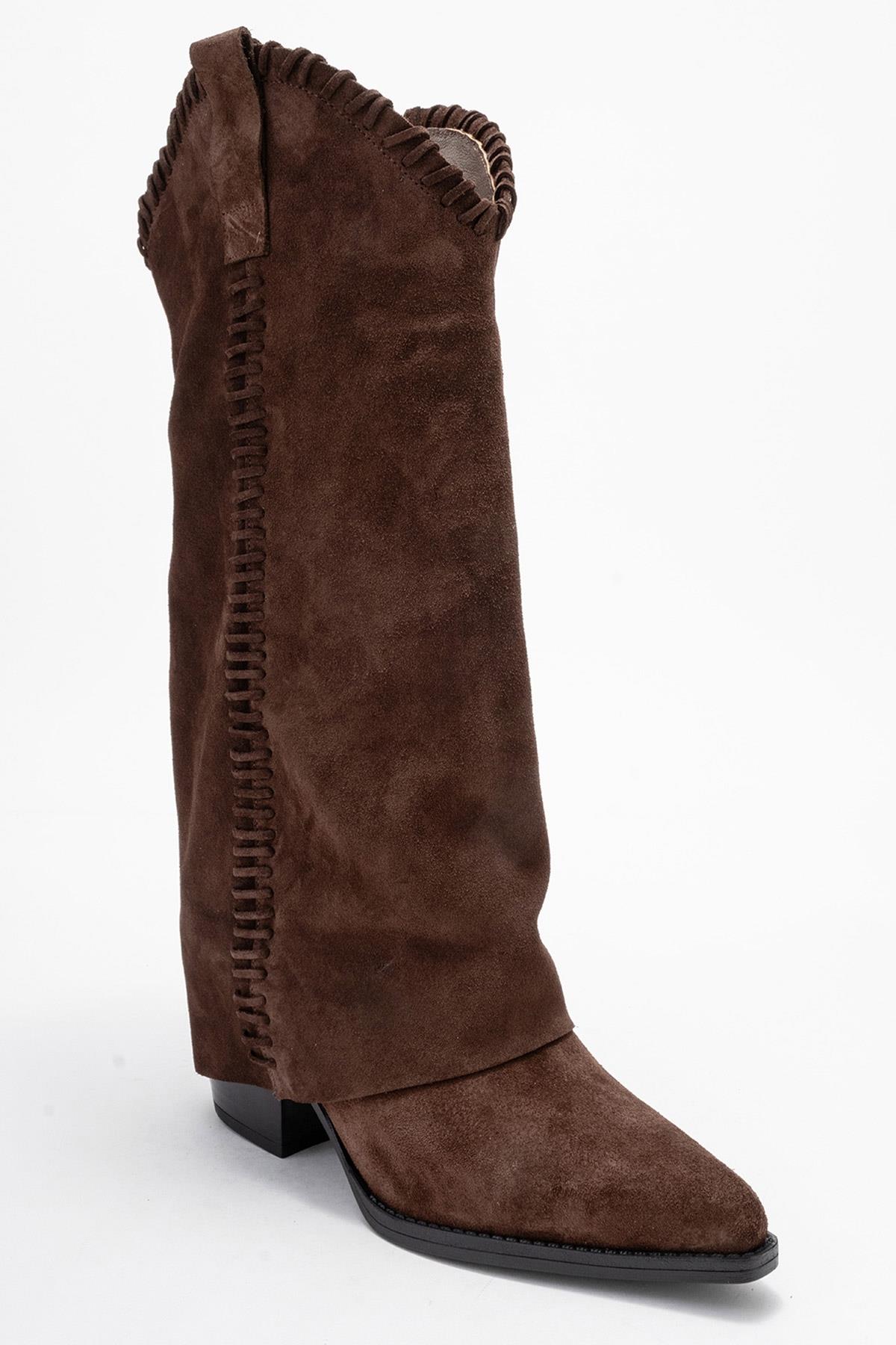 Tyler - Cognac Suede Genuine Leather Western Boot – detail view showing leather, suede, Vowalisse