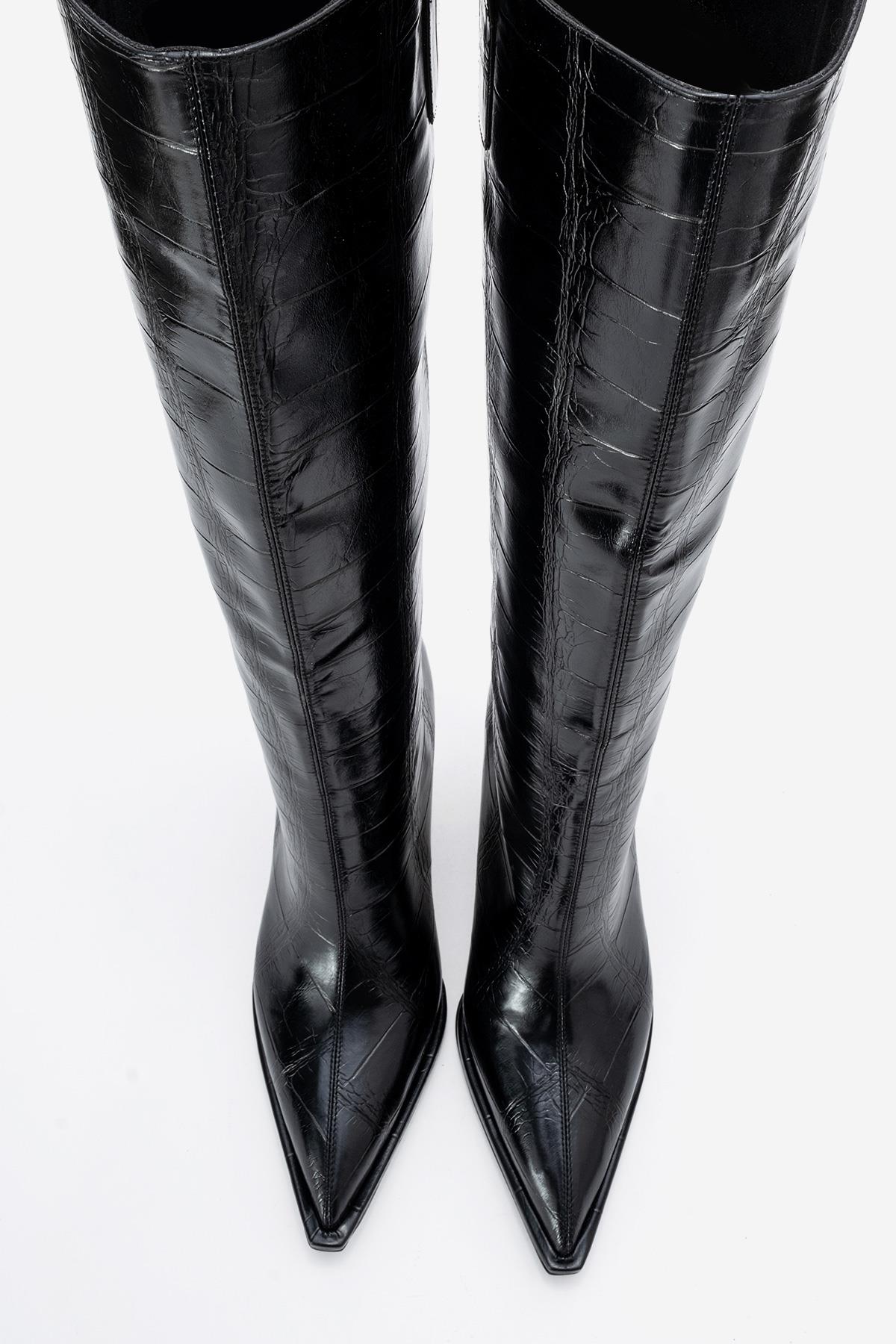 Lunelle - Black Pointed Toe Stiletto Heel Knee-High Boot – side view showing leather, black, Vowalisse
