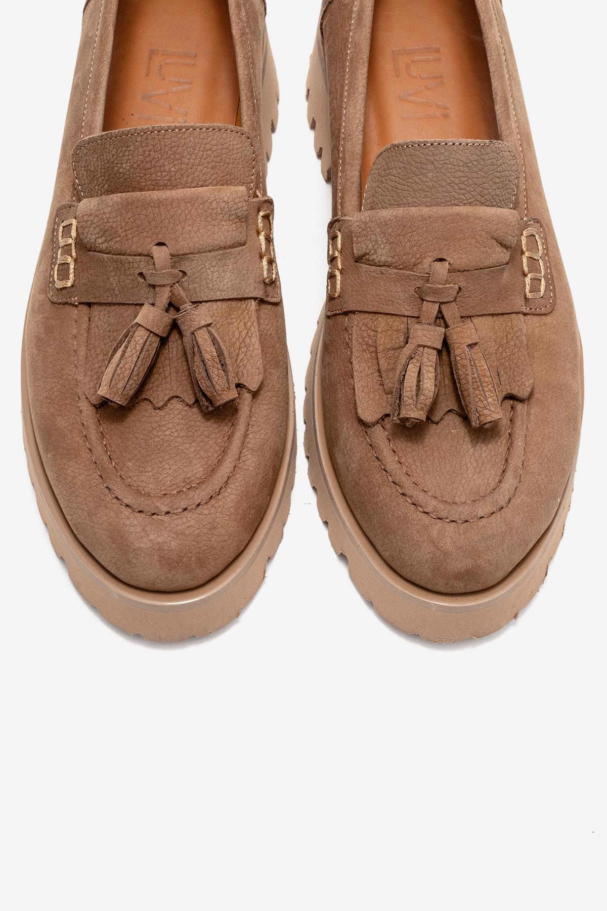 Poen - Tan Nubuck Genuine Leather Tassel Loafer – side view showing leather, red, Vowalisse
