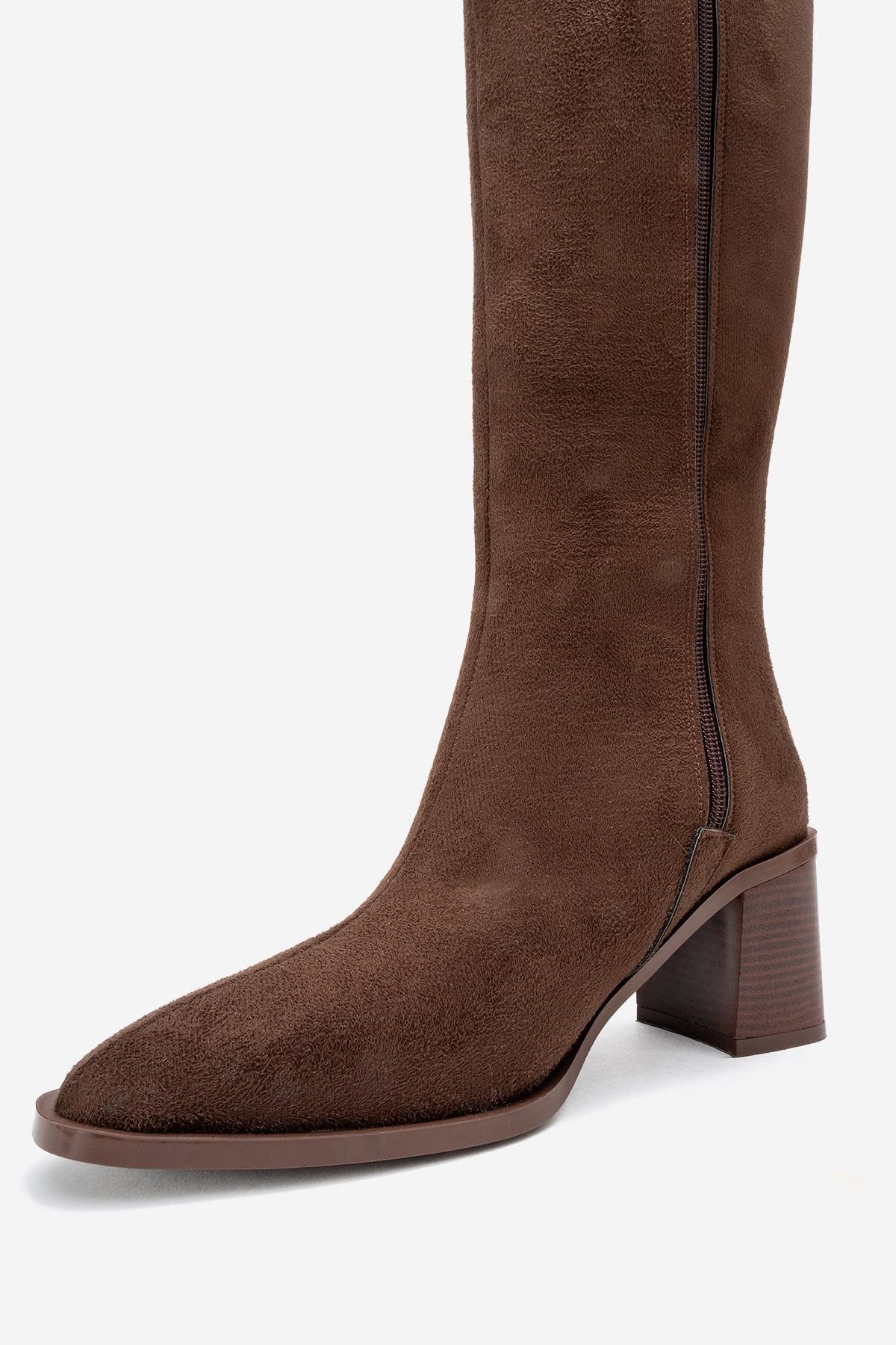 Venia - Brown Block Heel Boot – heel view showing suede, Vowalisse