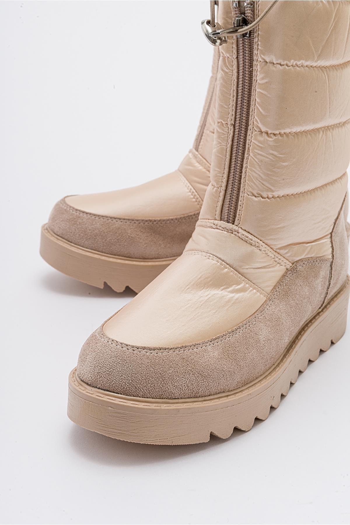 Vay - Nude Zip-Up Snow Boot – back view showing leather, nude, Vowalisse
