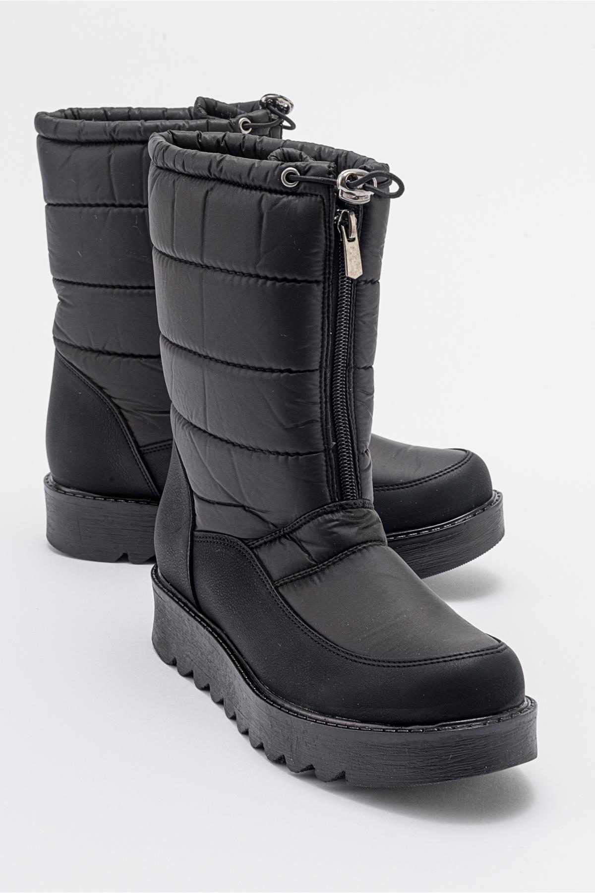 Vay - Black Zip-Up Snow Boot – front three-quarter view showing leather, black, Vowalisse