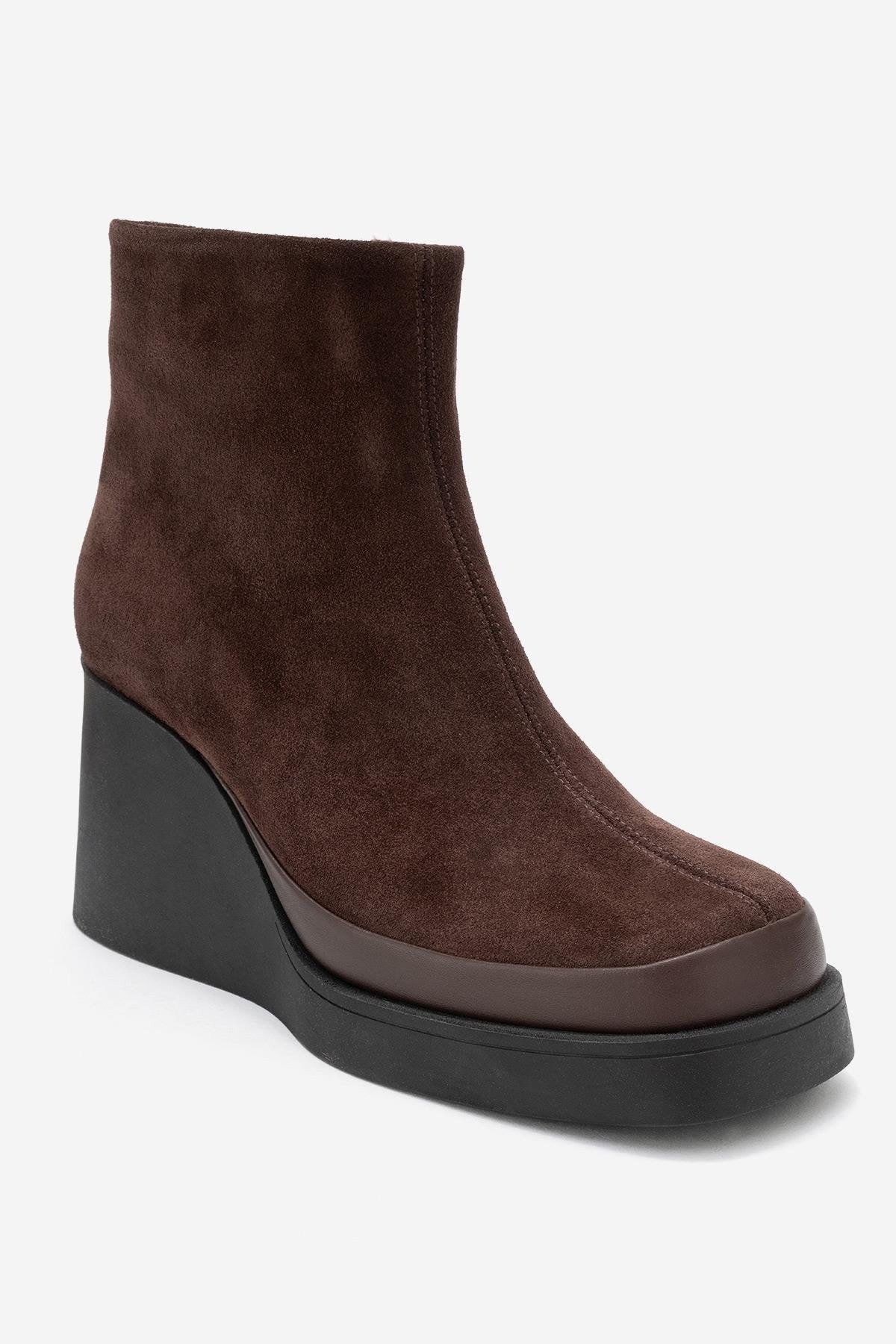 Livia - Brown Genuine Leather Wedge Platform Ankle Boot – detail view showing leather, suede, Vowalisse