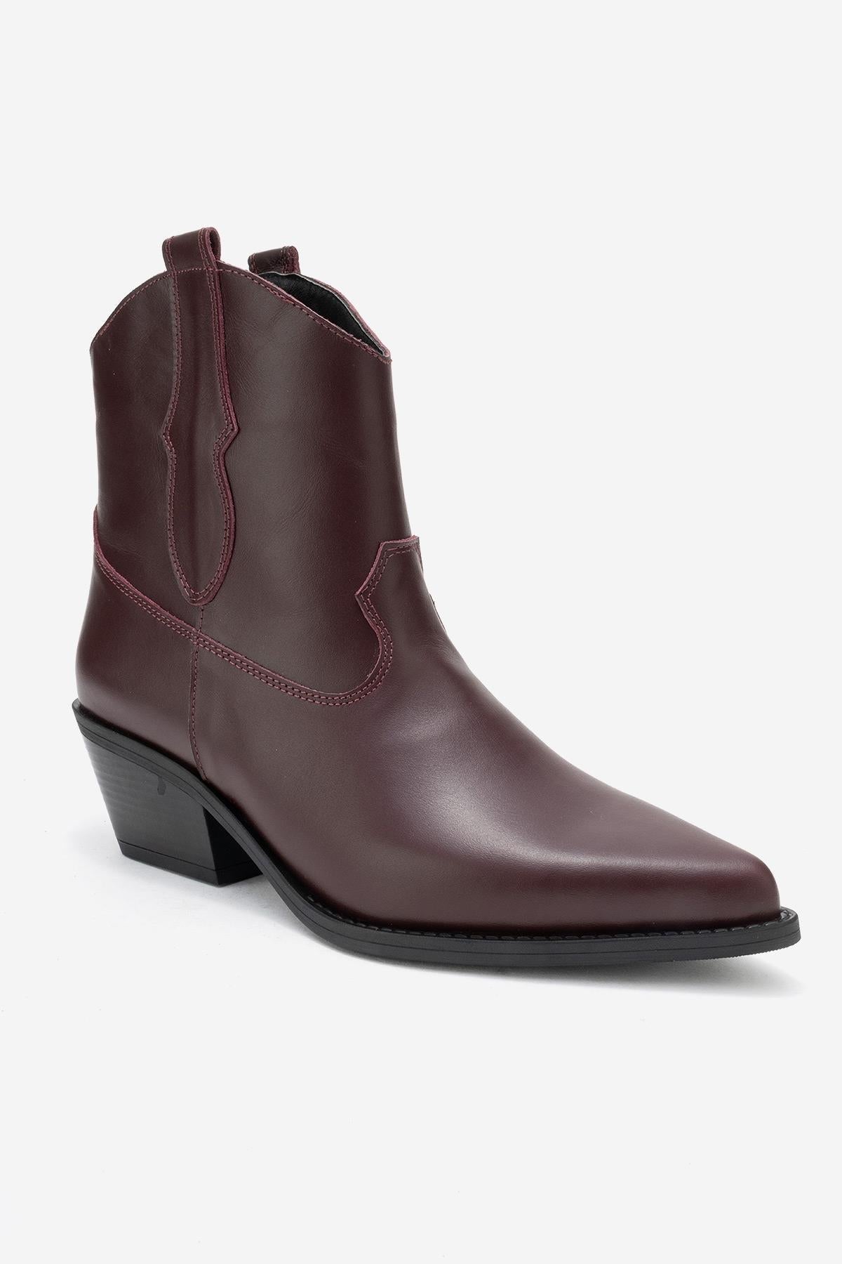 Elia - Burgundy Genuine Leather Western Boot – detail view showing leather, Vowalisse