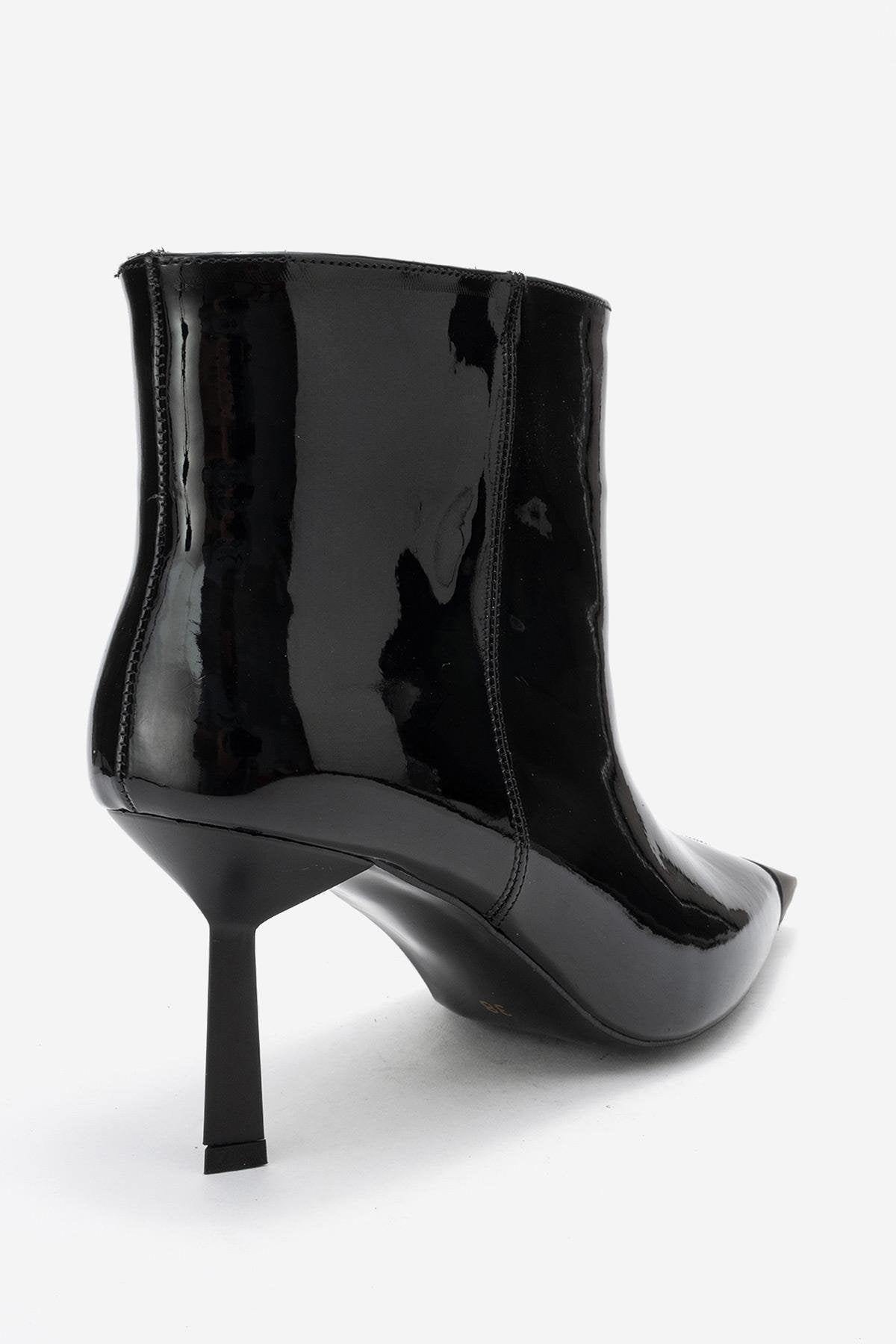 Rassel - Black Patent Pointed Toe Slim Heel Boot – back view showing leather, black, Vowalisse
