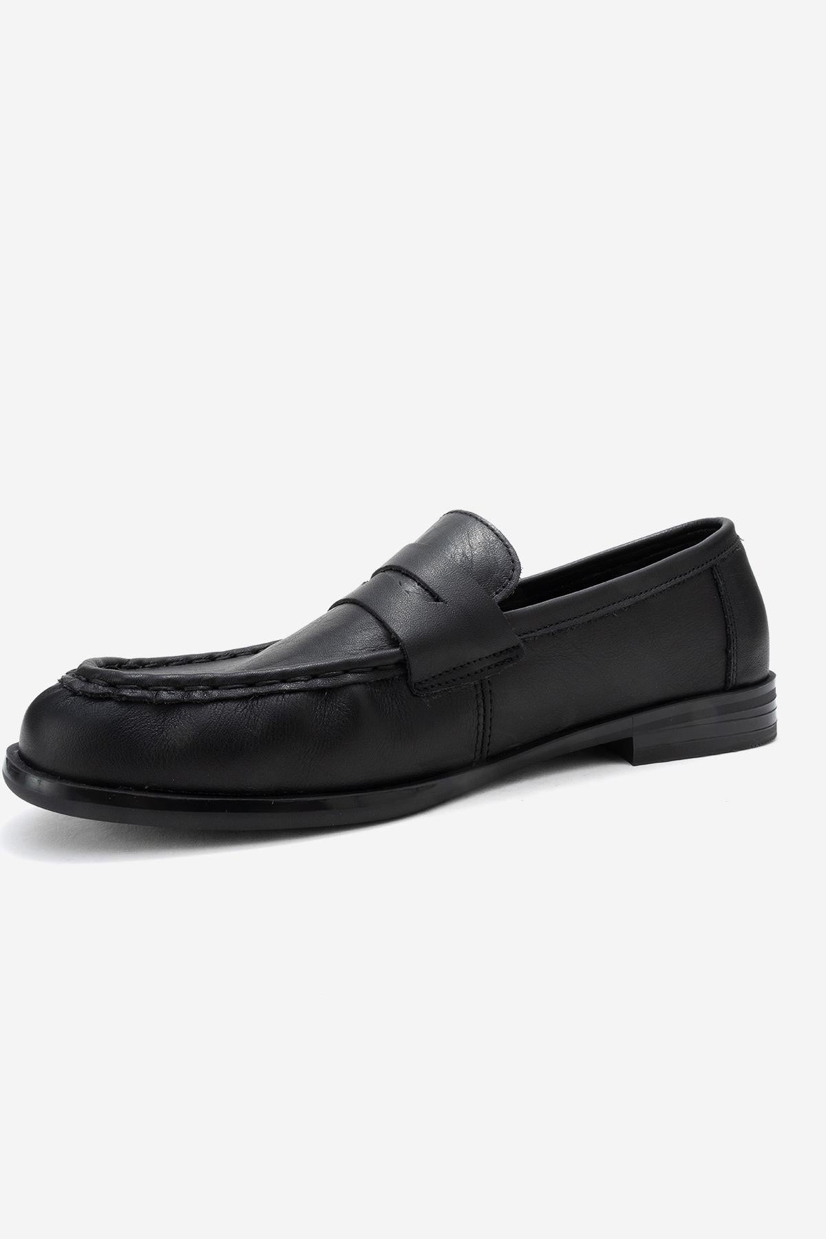 Valia - Black Genuine Leather Loafer – heel view showing leather, black, Vowalisse