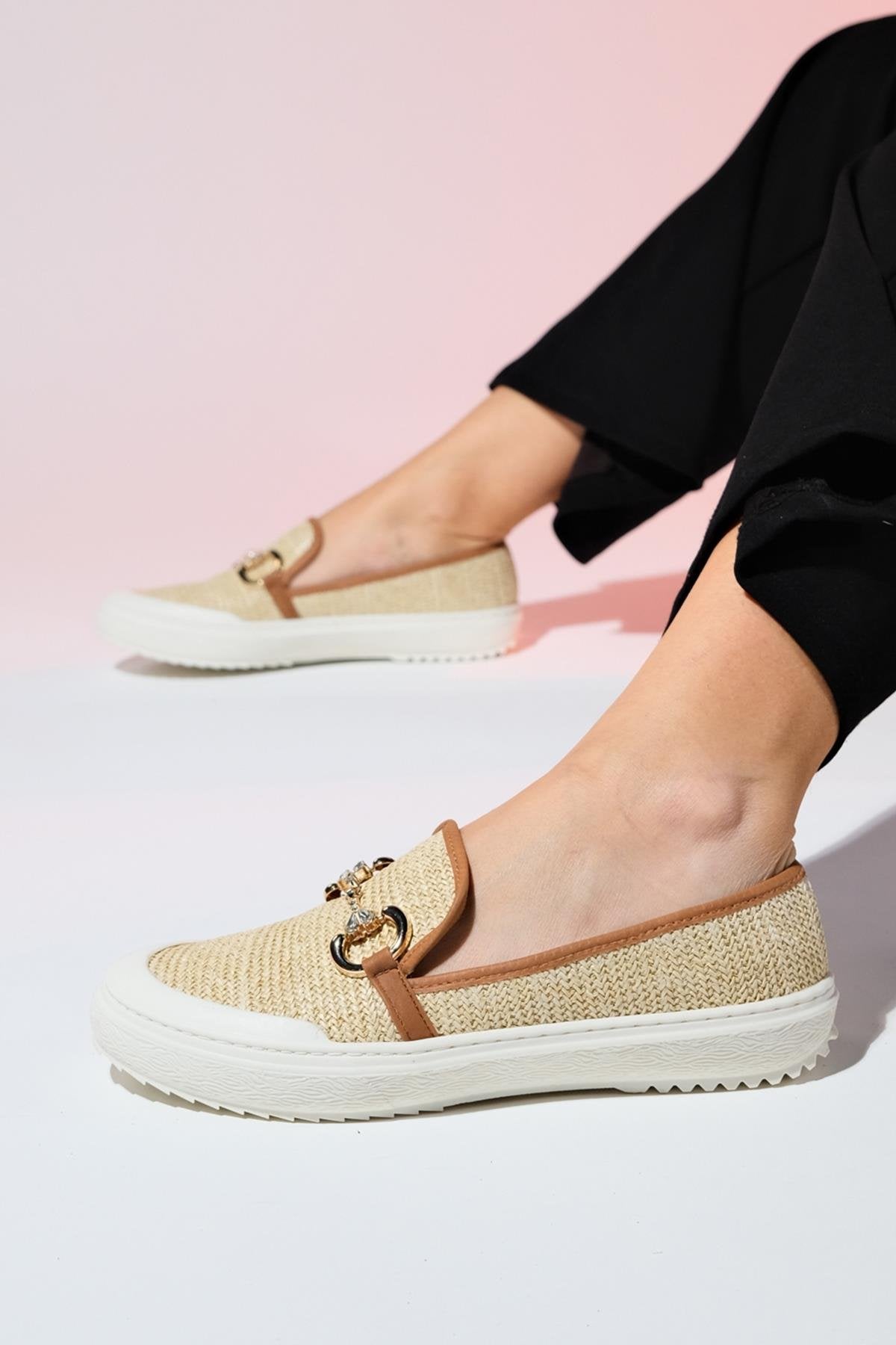 Barcelos - Beige Straw Buckle Loafer – side view showing leather, Vowalisse