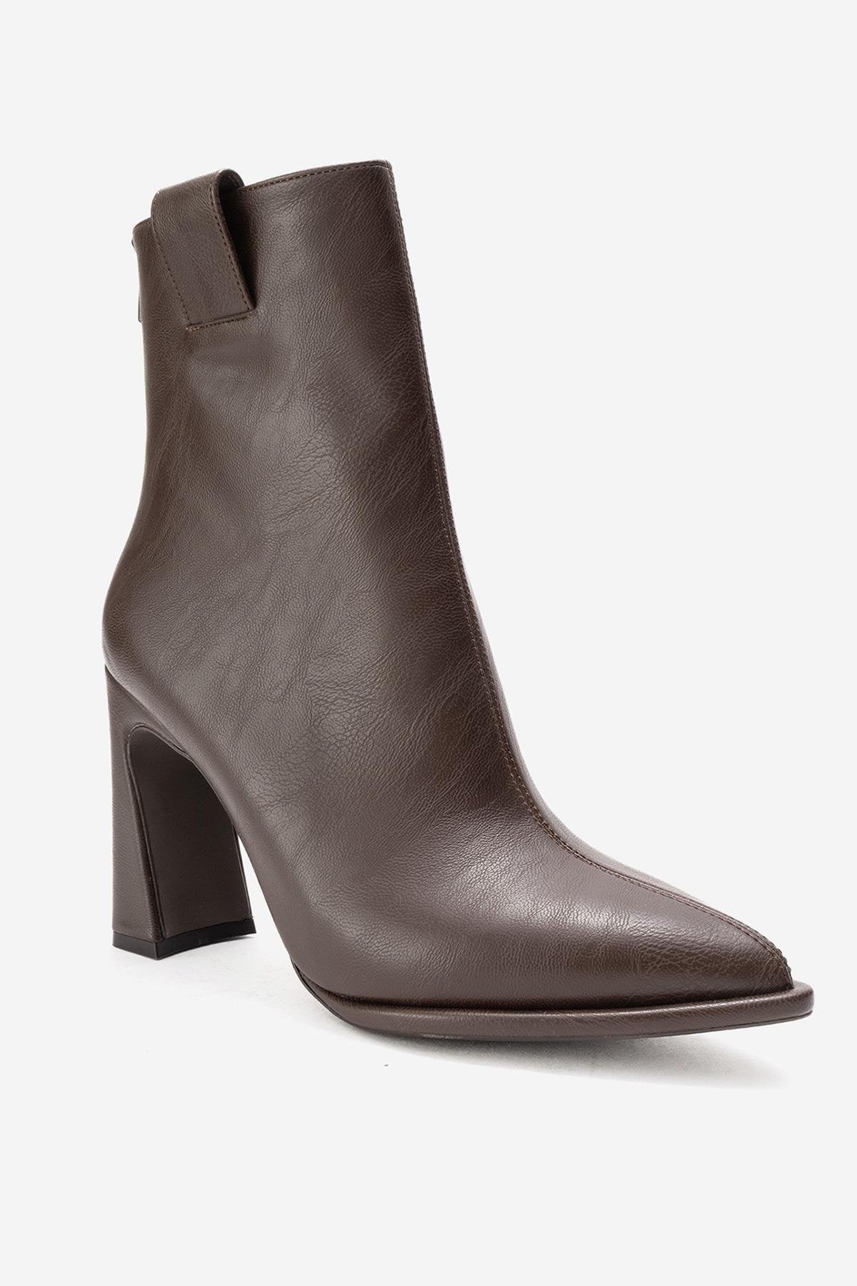AJA - Brown Block Heel Boot – back view showing leather, Vowalisse