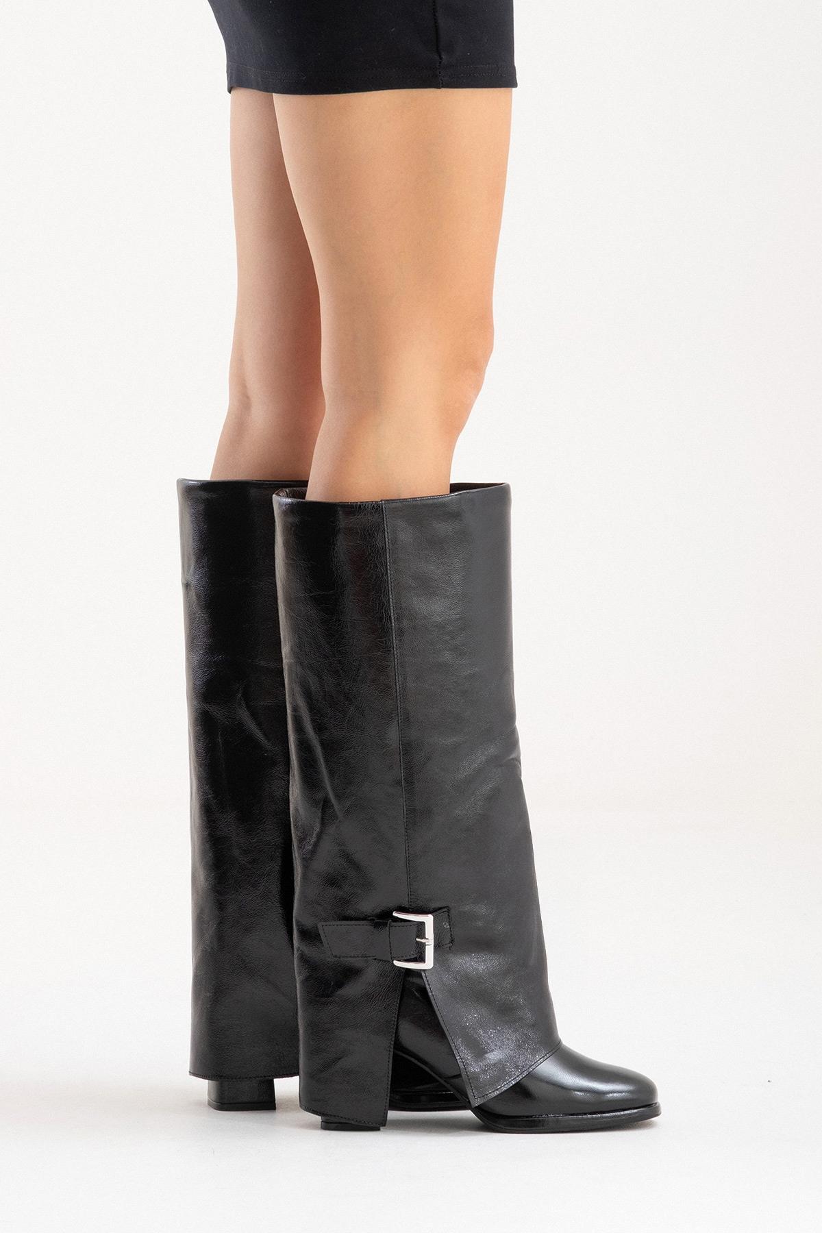 LOJO - Black Genuine Leather Block Heel Boot – detail view showing leather, black, Vowalisse