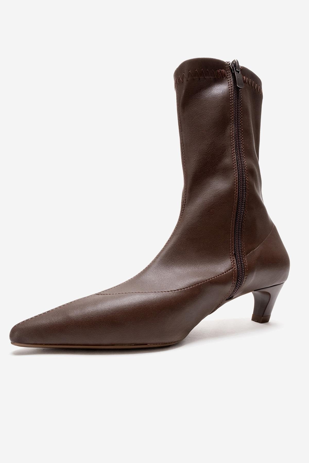 ALORA - Brown Kitten Heel Boot – heel view showing leather, Vowalisse