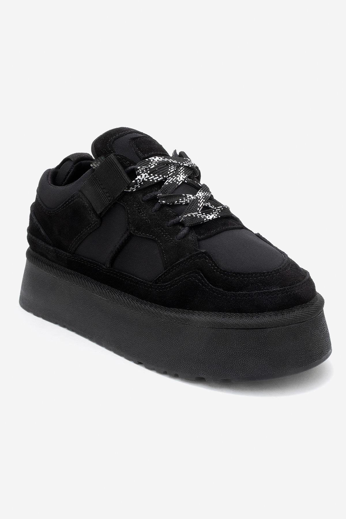 Riven - Black Genuine Leather Platform Sneaker – detail view showing leather, suede, black, Vowalisse