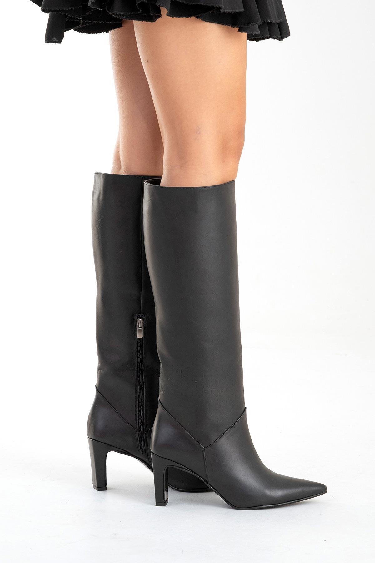 MERLA - Black Genuine Leather Block Heel Boot – back view showing leather, black, Vowalisse