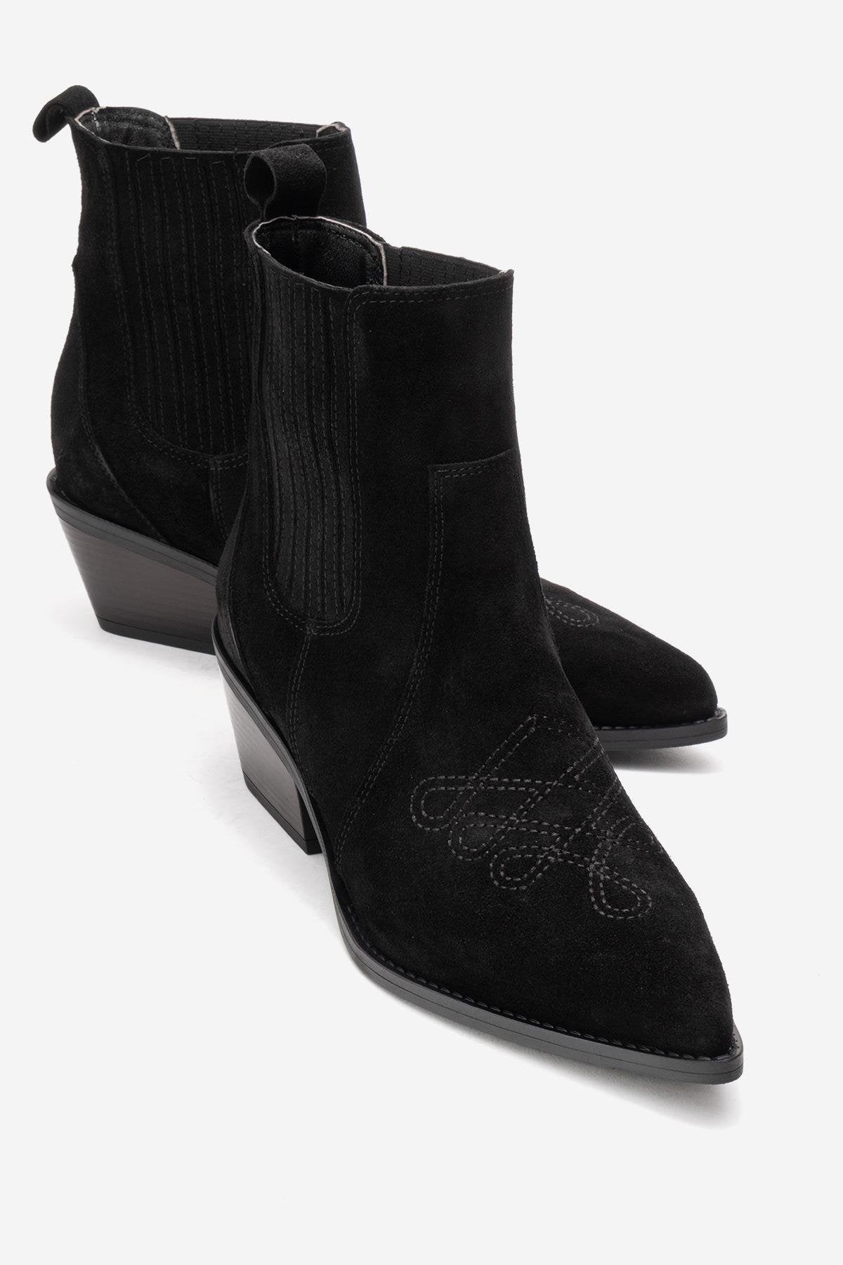 Julieta - Black Genuine Leather Western Boot – front three-quarter view showing leather, suede, black, Vowalisse