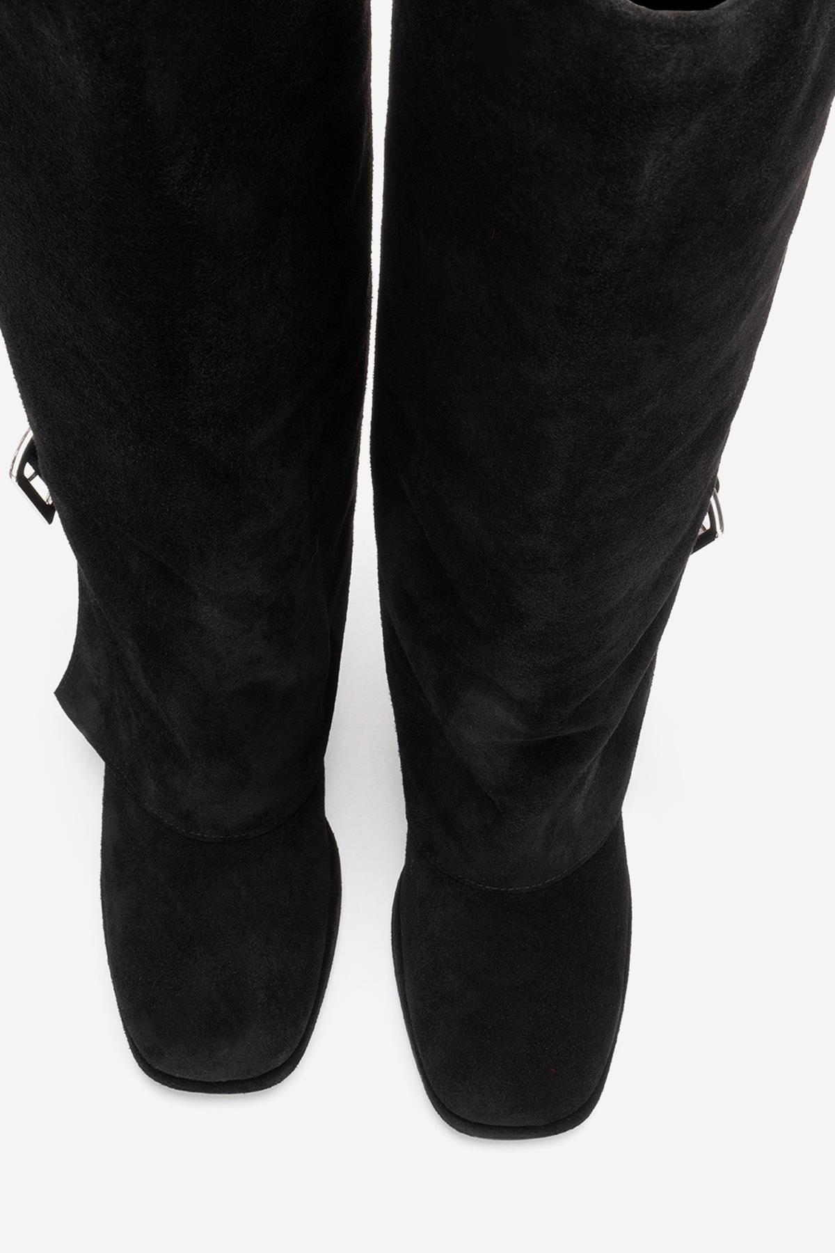 LOJO - Black Genuine Leather Block Heel Boot – heel view showing leather, suede, black, Vowalisse