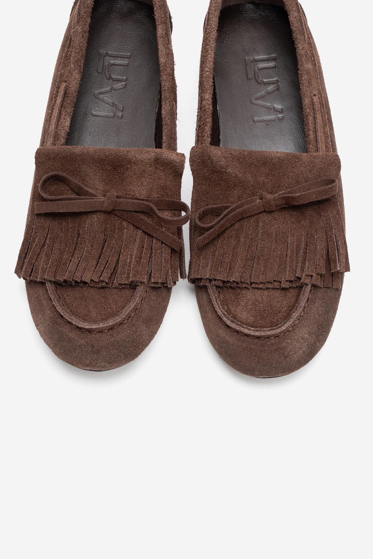 AXELI - Camel Genuine Leather Suede Loafer – side view showing bow, leather, suede, Vowalisse