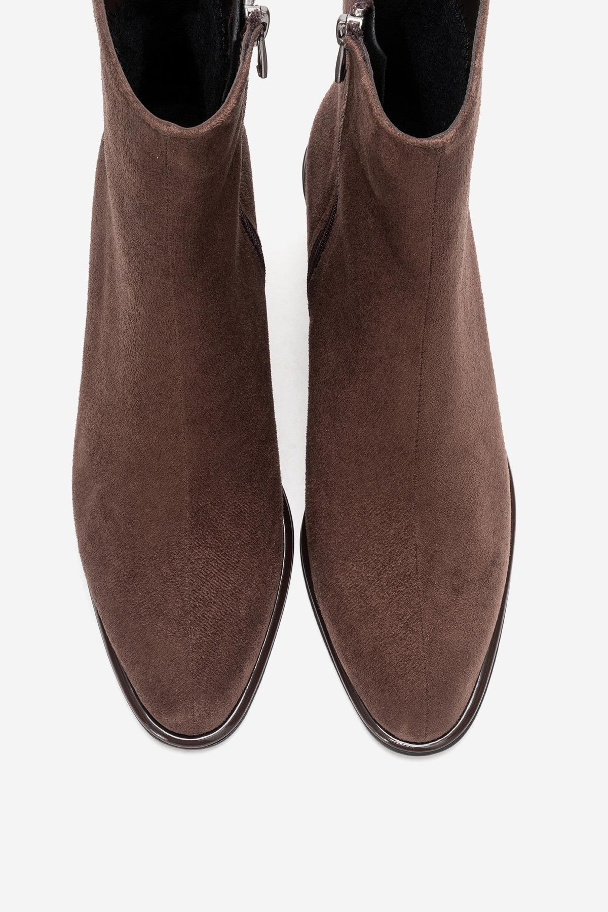 ALBA - Brown Suede Block Heel Boot – side view showing suede, red, Vowalisse