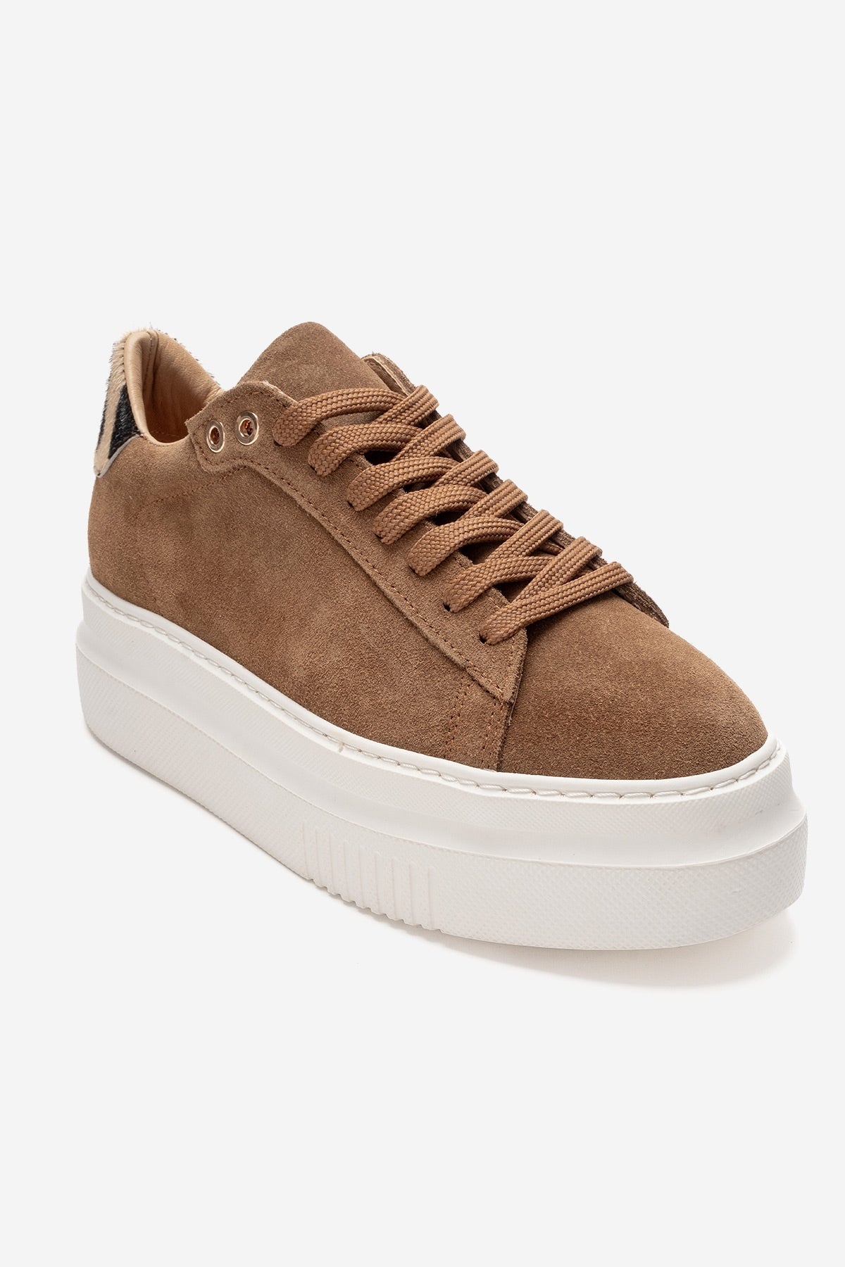 Nera - Camel Genuine Leather Casual Sneaker – detail view showing leather, suede, Vowalisse