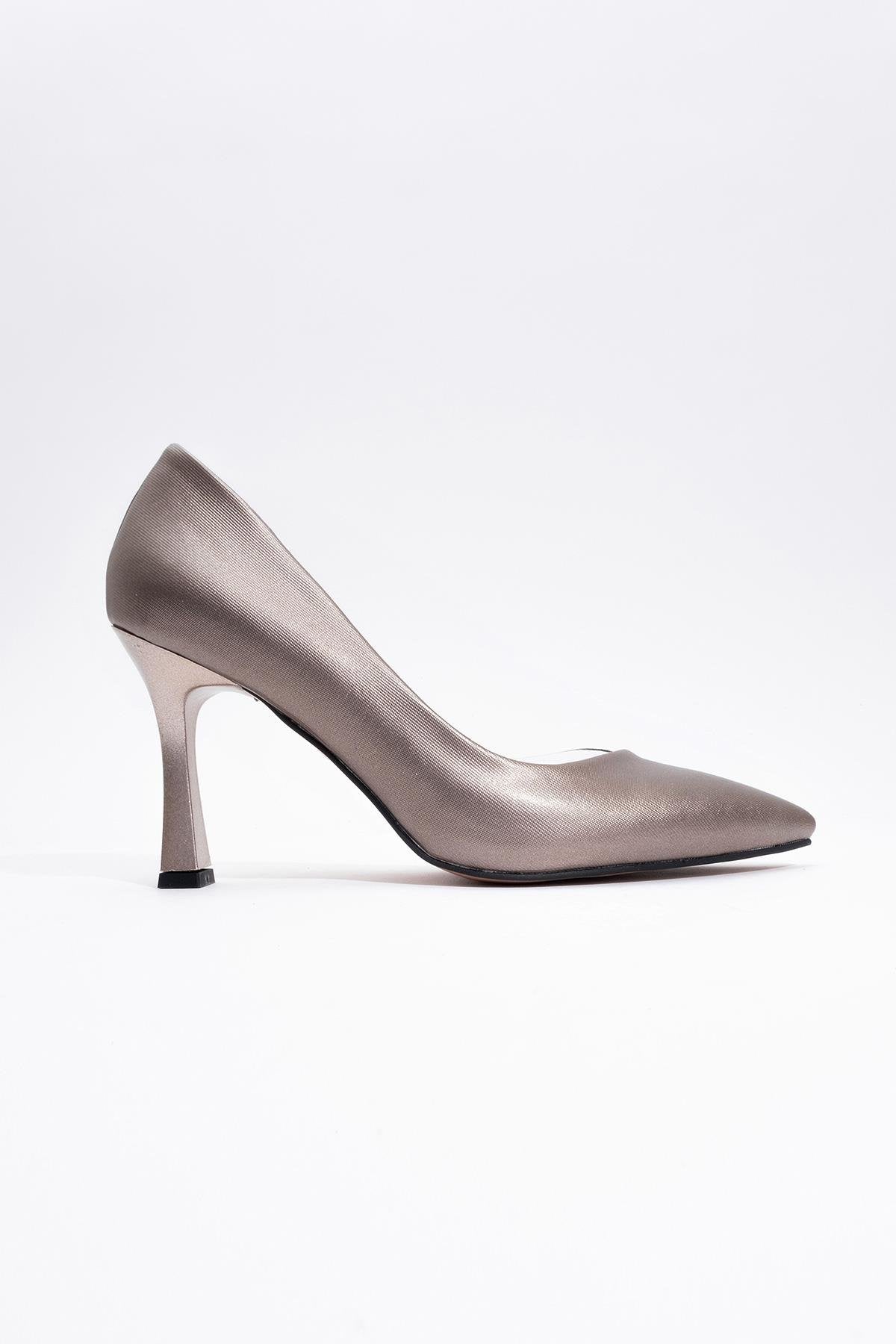 Ursula - Copper Heeled Shoe – heel view showing leather, Vowalisse