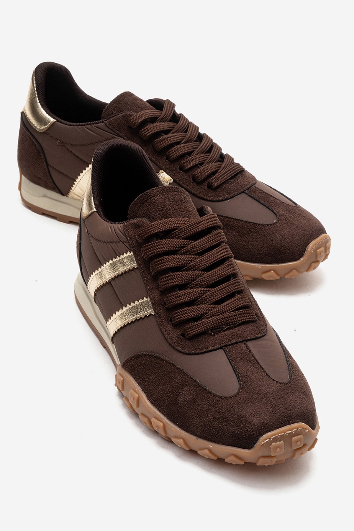 FLUX - Brown Suede Sneaker – front three-quarter view showing leather, suede, Vowalisse