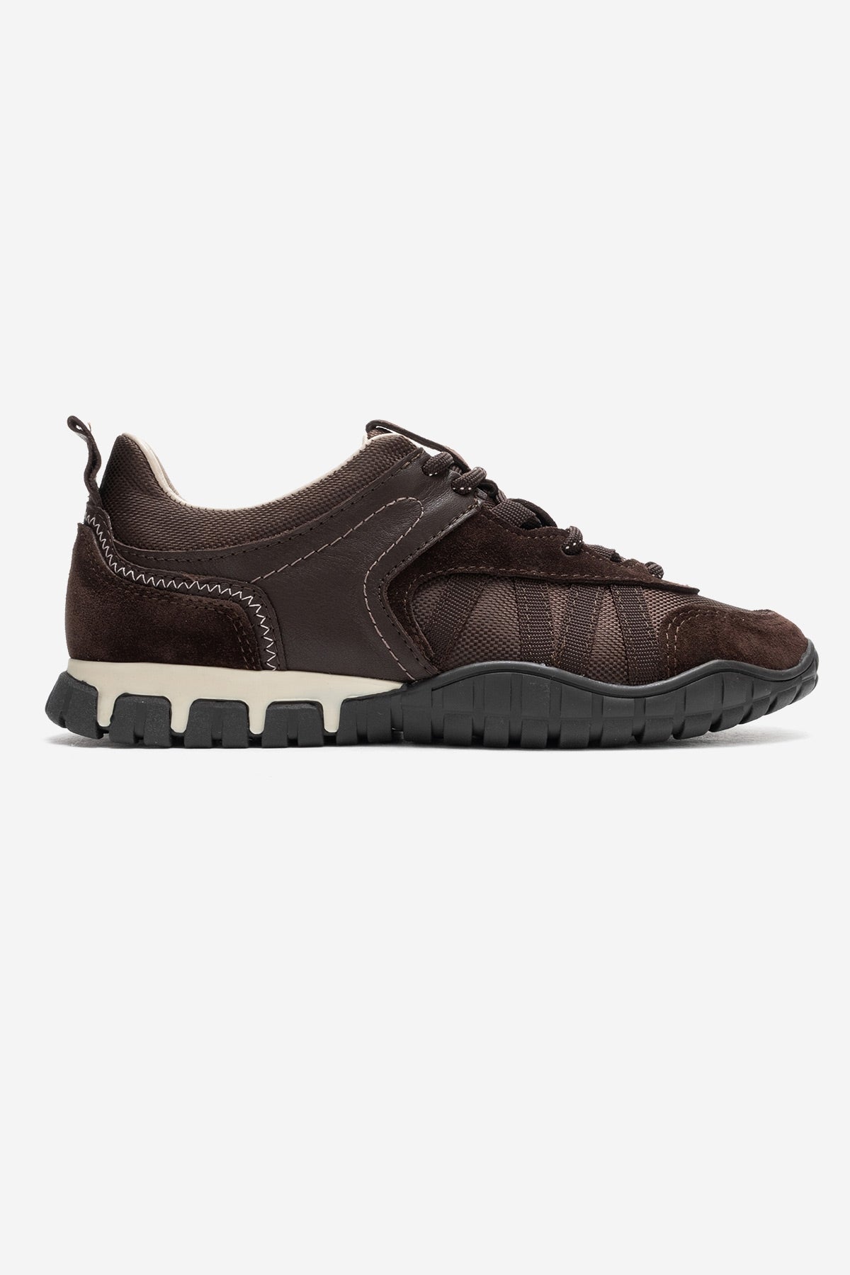 FIERA - Brown Genuine Leather Mesh Sneaker – heel view showing leather, mesh, Vowalisse