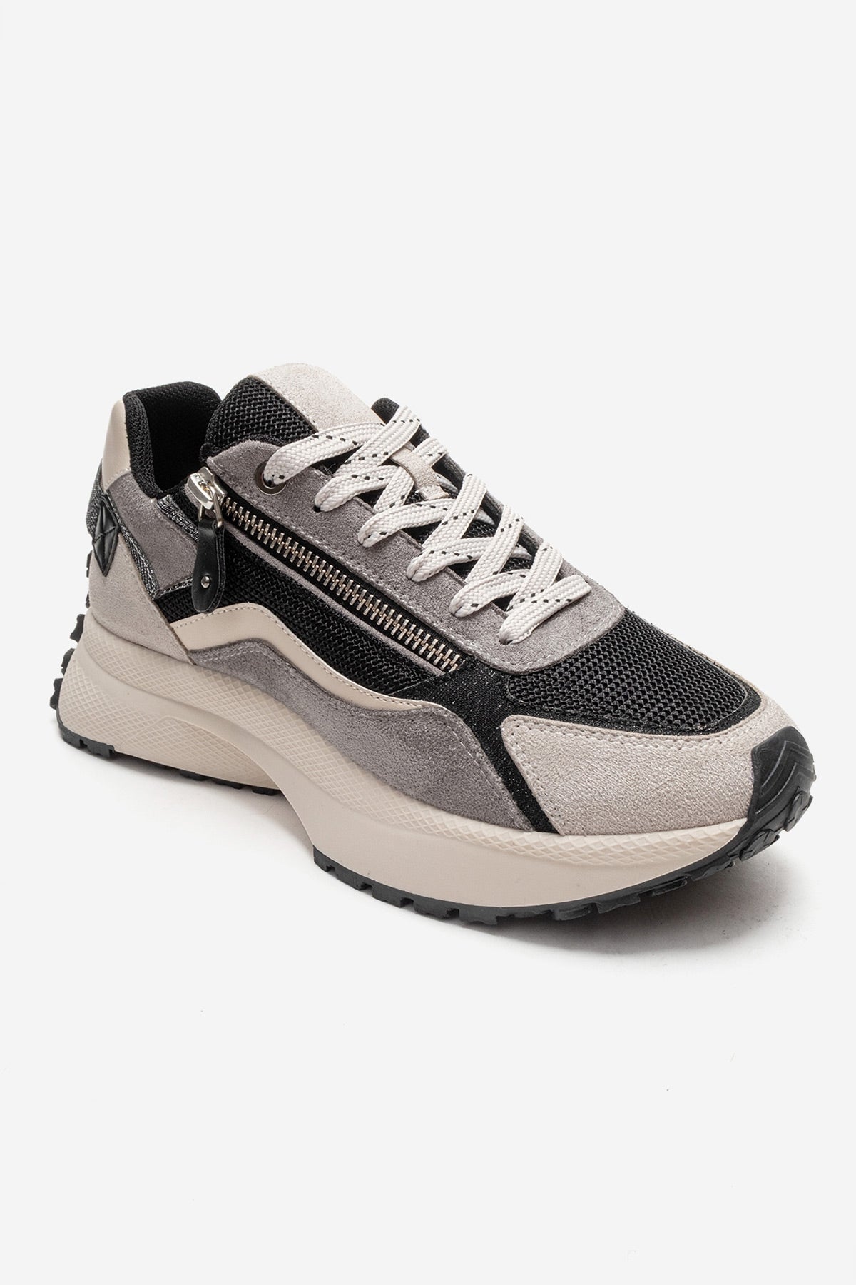 ROCCA - Black Zip-Detail Genuine Leather Sneaker – detail view showing lace, leather, black, Vowalisse