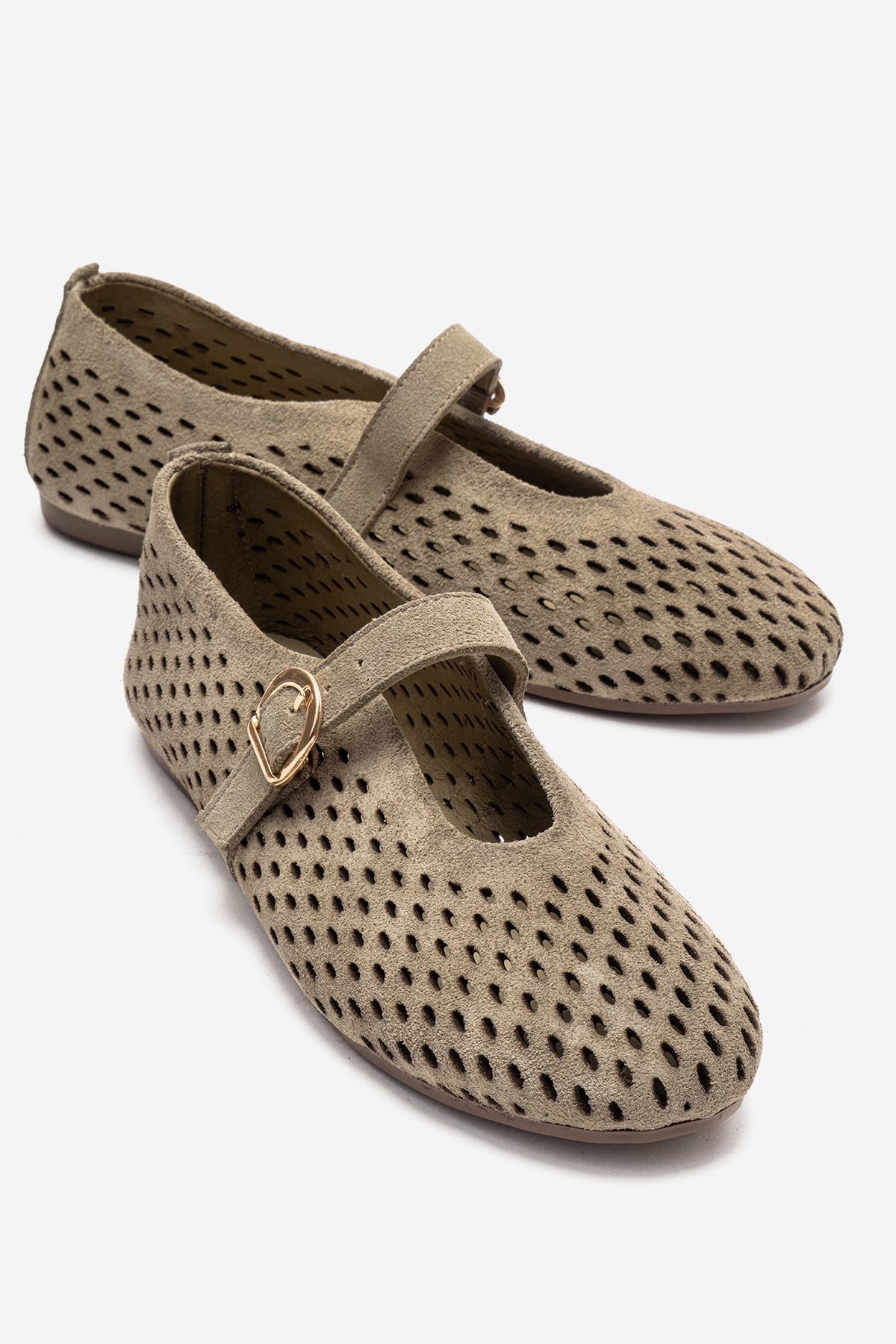 ARIAN - Green Suede Genuine Leather Ballet Flat – front three-quarter view showing leather, suede, green, Vowalisse