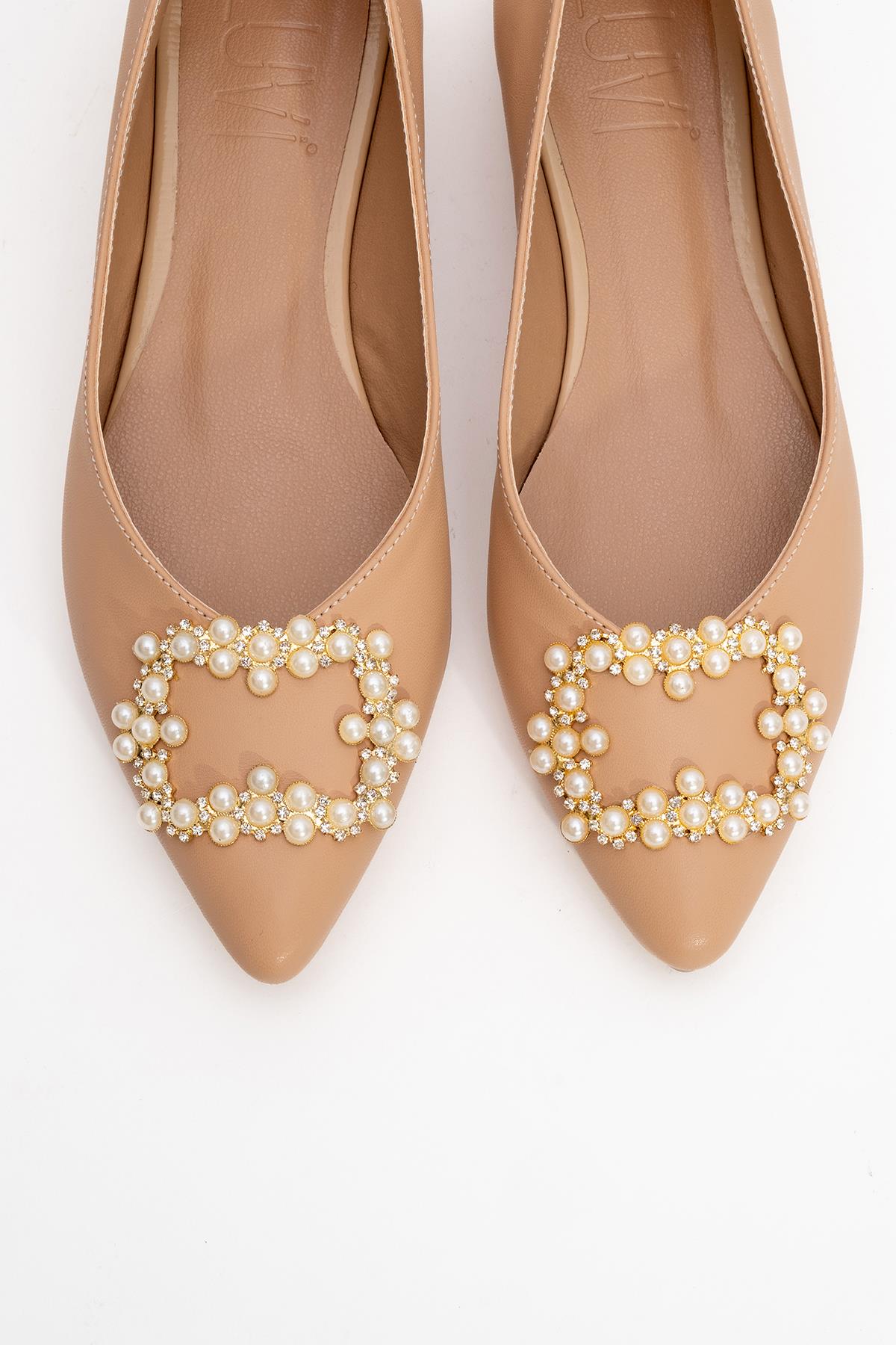 Ghent - Beige Pearl-Embellished Ballet Flat – side view showing pearl, leather, Vowalisse
