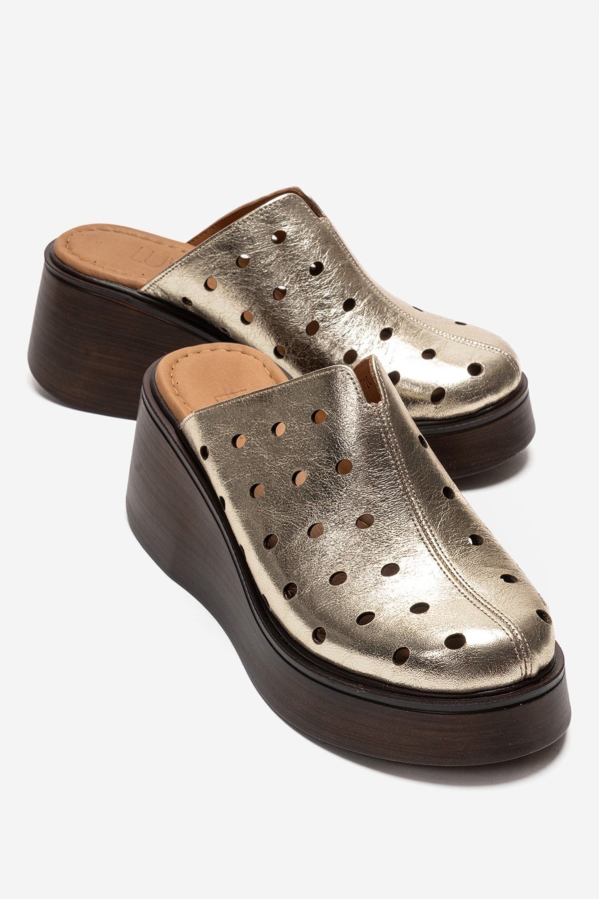 NIVES - Gold Genuine Leather Wedge Sandal – front three-quarter view showing leather, gold, Vowalisse