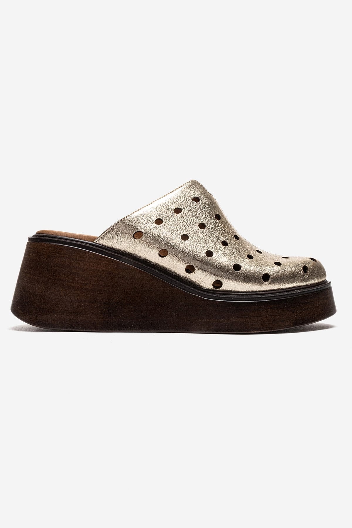 NIVES - Gold Genuine Leather Wedge Sandal – heel view showing leather, gold, Vowalisse