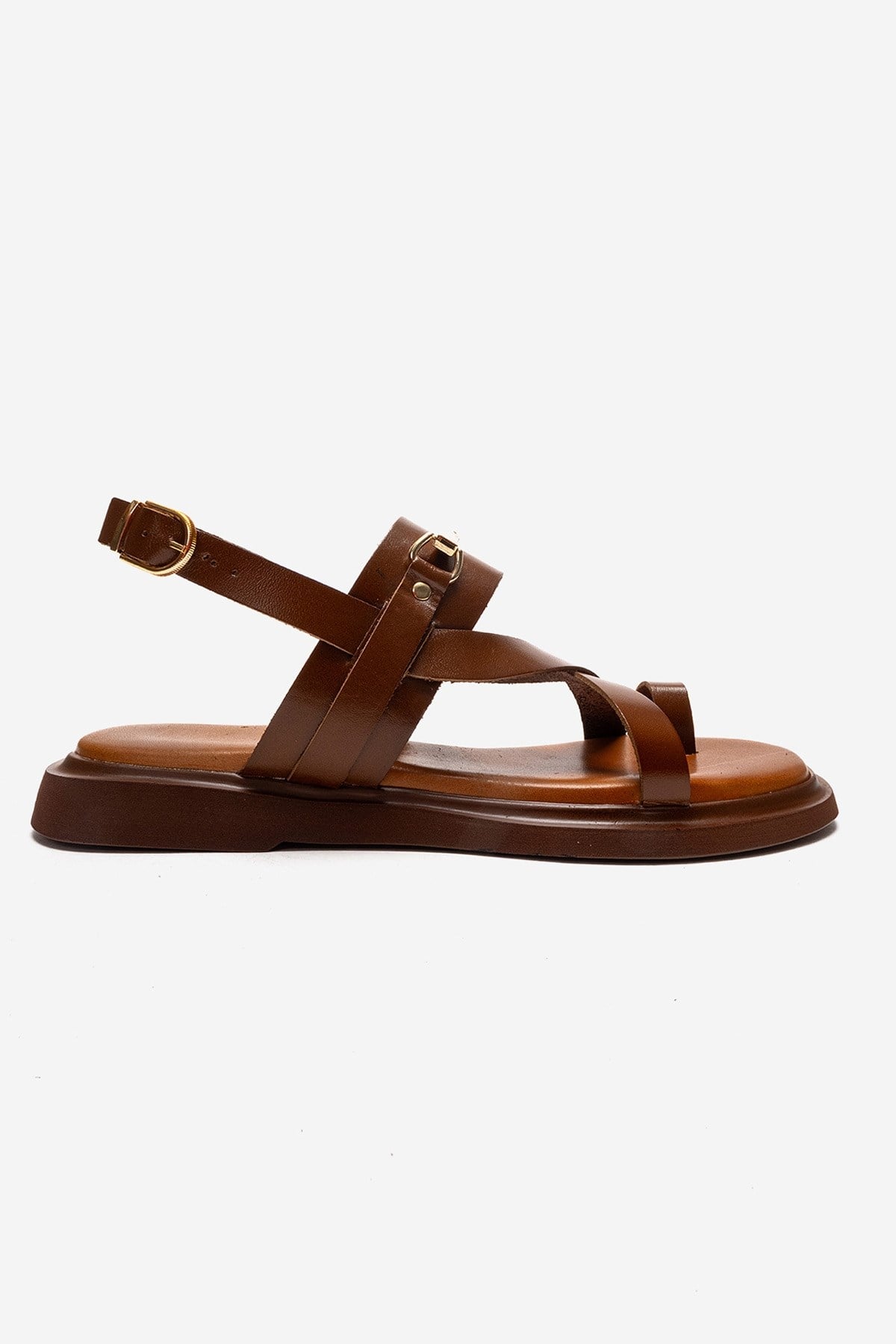 FABIANA - Camel Genuine Leather Toe-Post Sandal – heel view showing leather, gold, Vowalisse