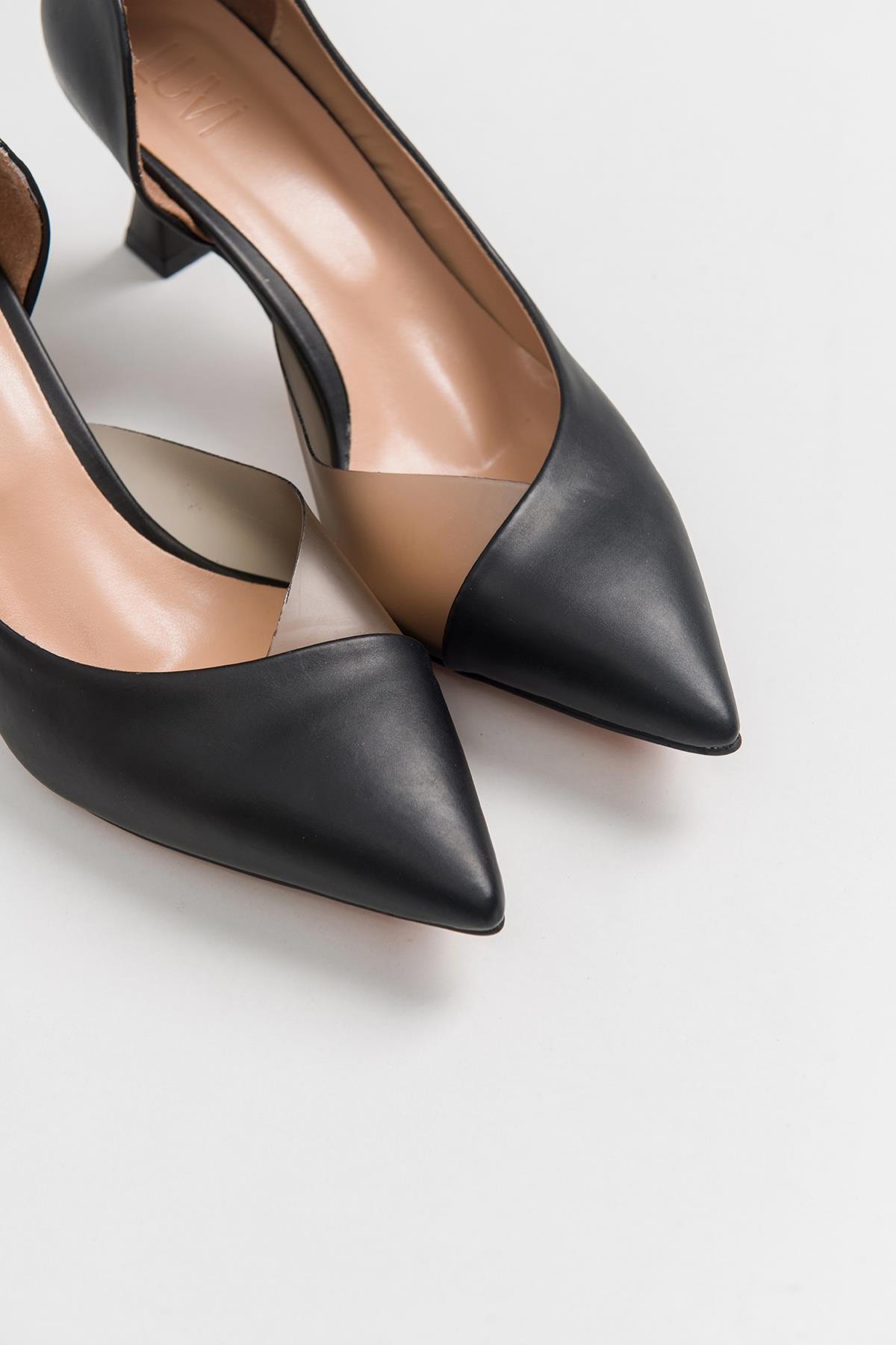 Vera Black Pointed Toe Pump – side view showing leather, black, Vowalisse