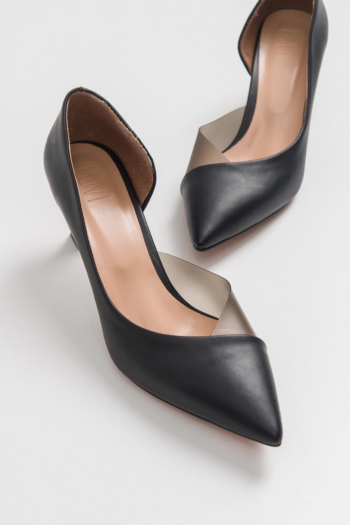 Vera Black Pointed Toe Pump – top view showing leather, black, Vowalisse