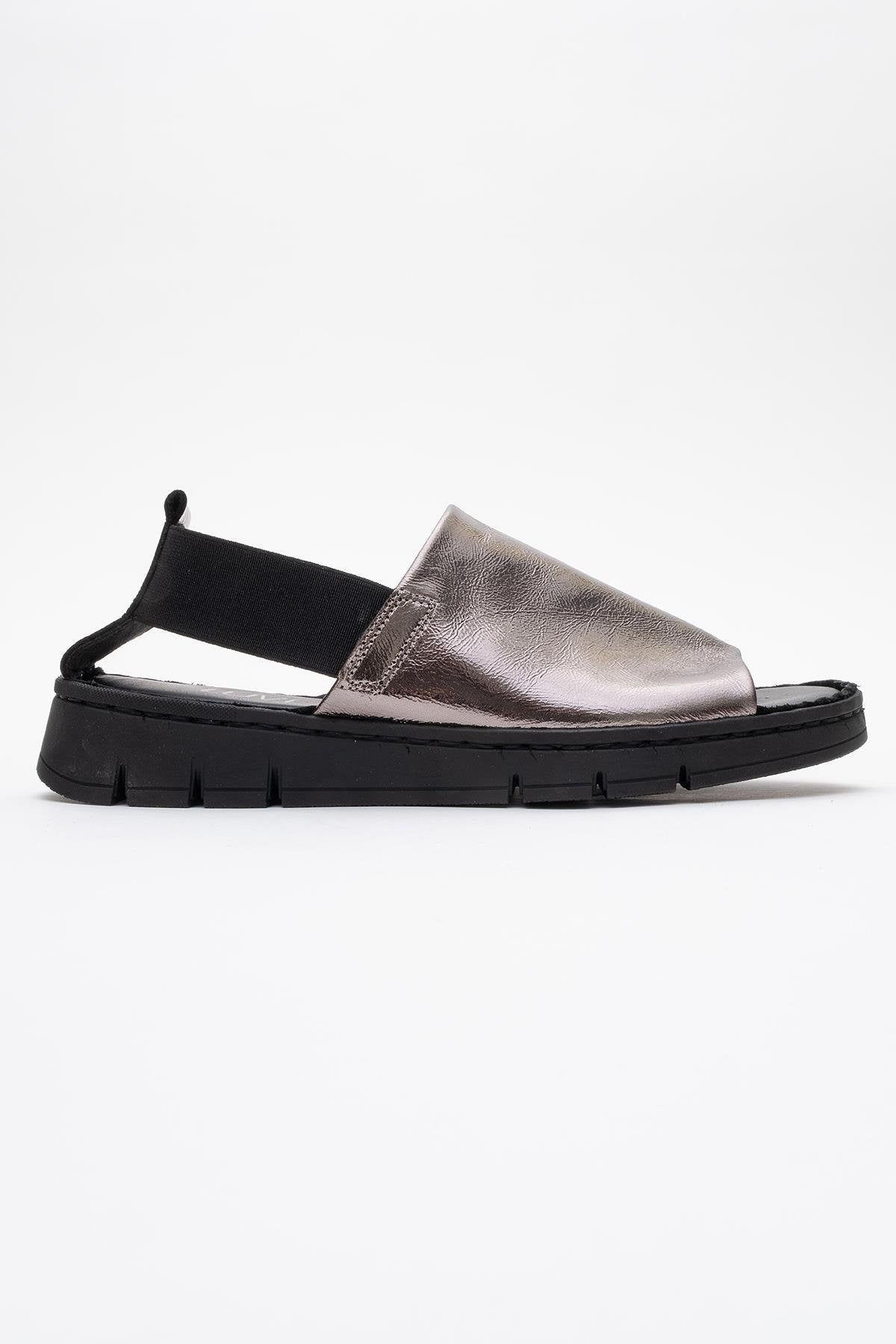 Londoi - Crystal Elastic Strap Leather Sandal – back view showing crystal, leather, Vowalisse
