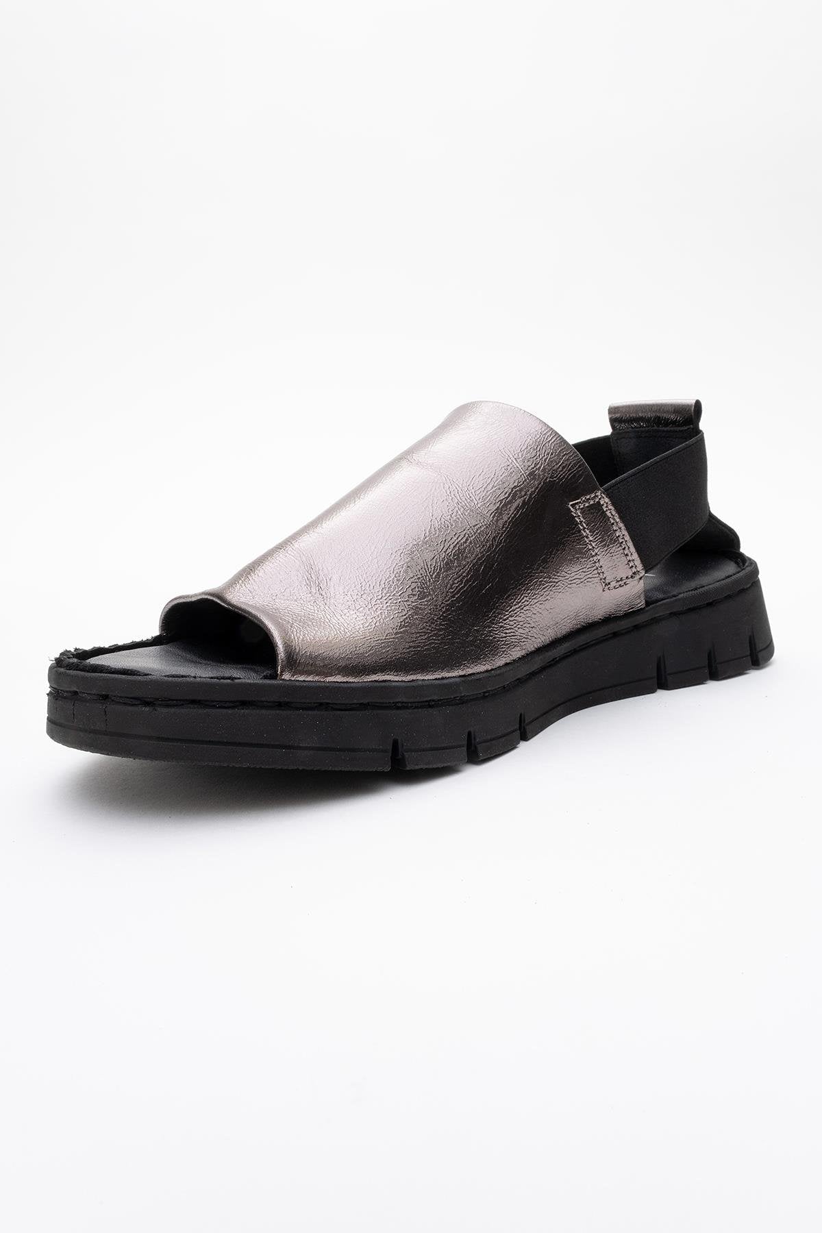 Londoi - Crystal Elastic Strap Leather Sandal – top view showing crystal, leather, Vowalisse