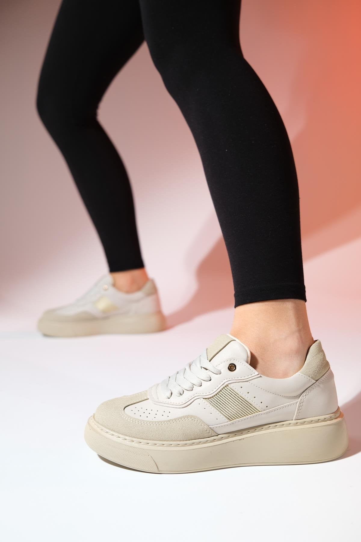 Venetia - Beige Sneaker – pair view showing leather, Vowalisse