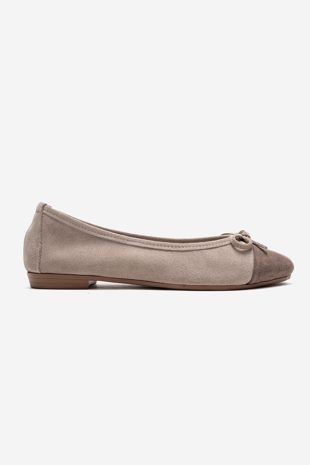 BOLEO - Beige/Taupe Genuine Leather Ballet Flat – detail view showing bow, leather, Vowalisse